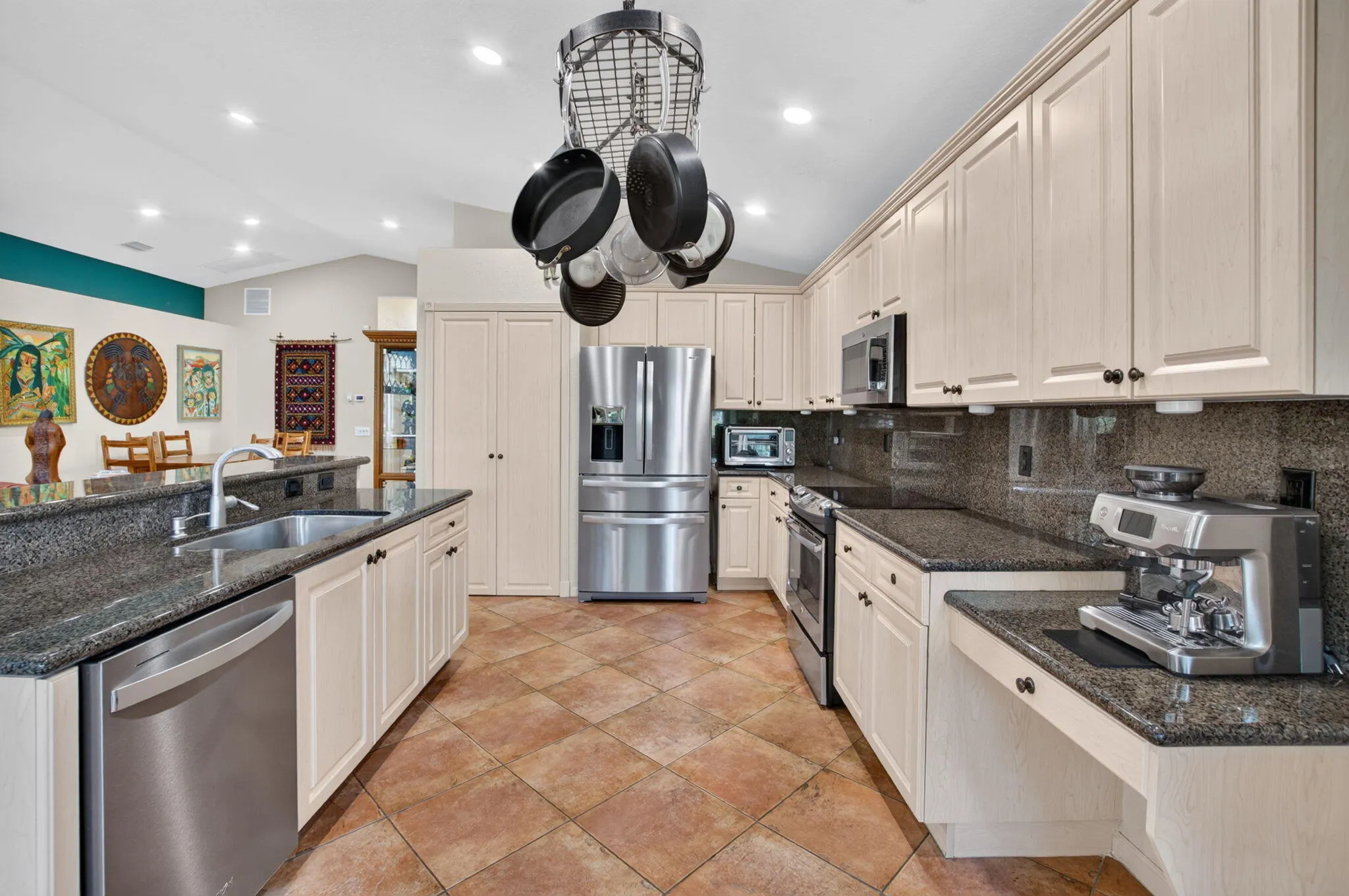 8161 LA JOLLA VISTA Lane