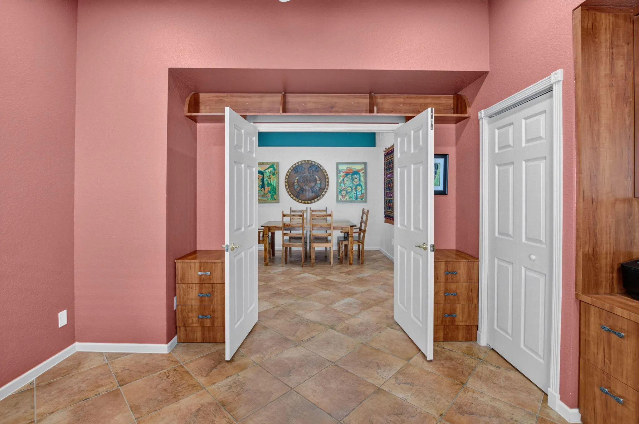 8161 LA JOLLA VISTA Lane