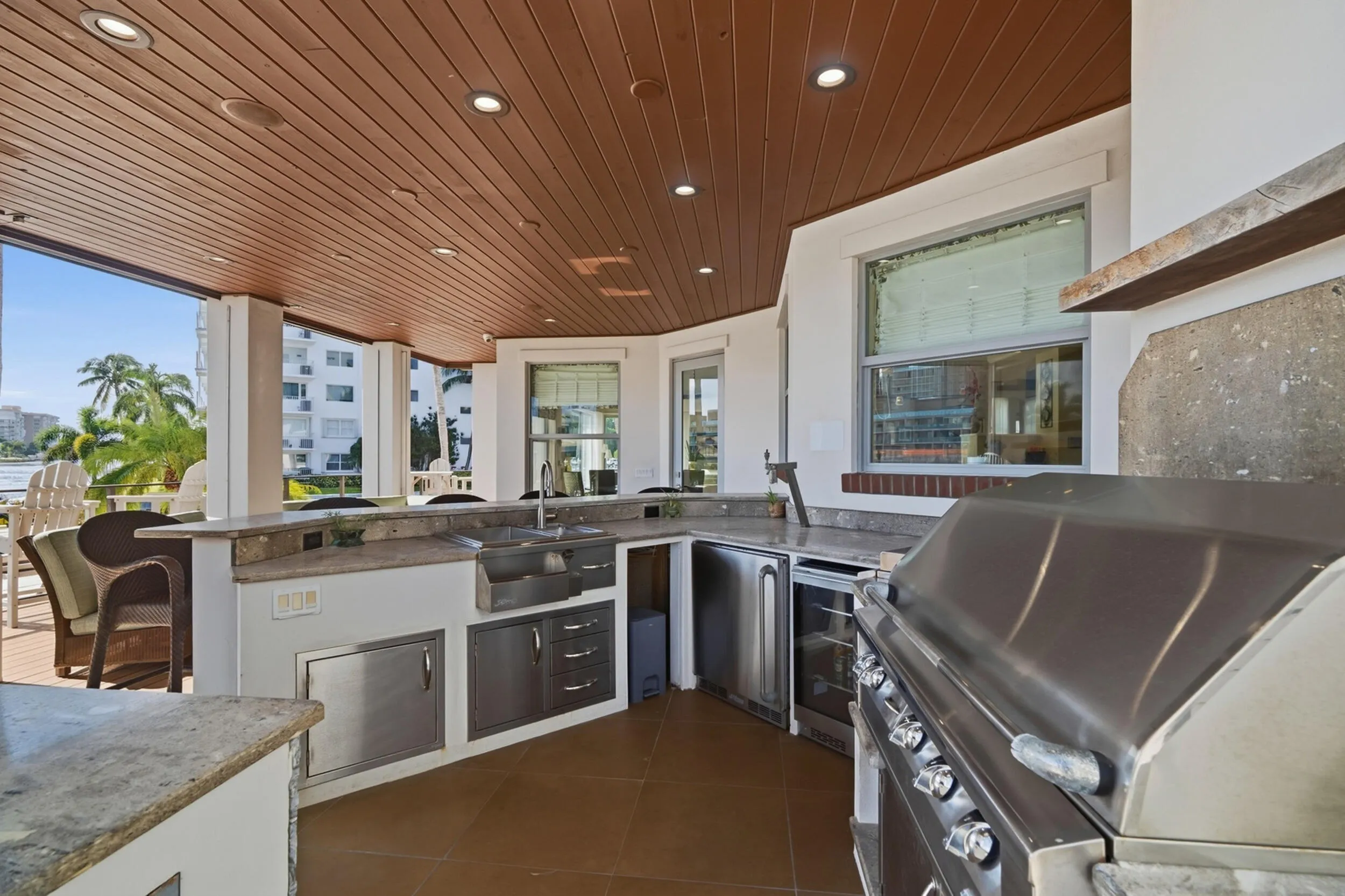 1560 SE 14th Court