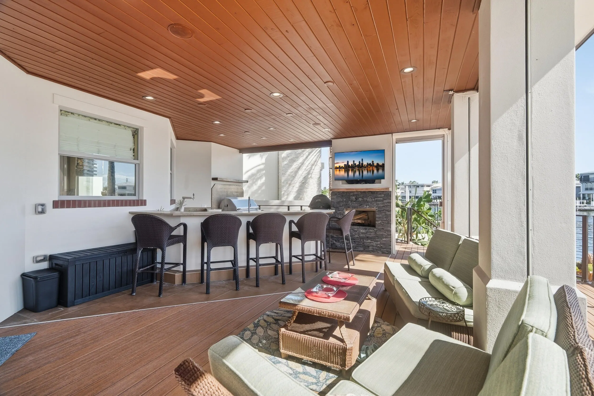 1560 SE 14th Court