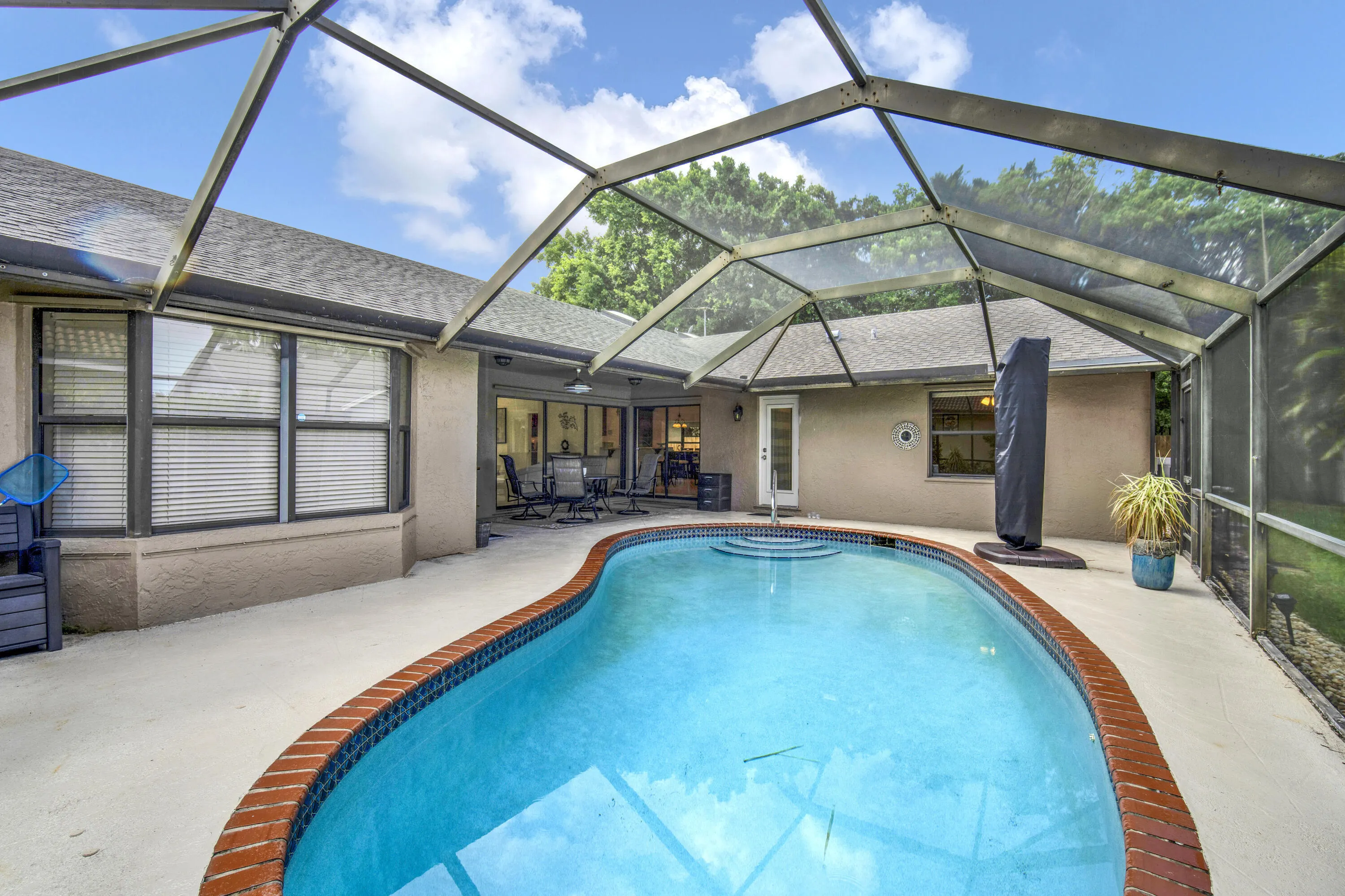 1835 Staimford Circle