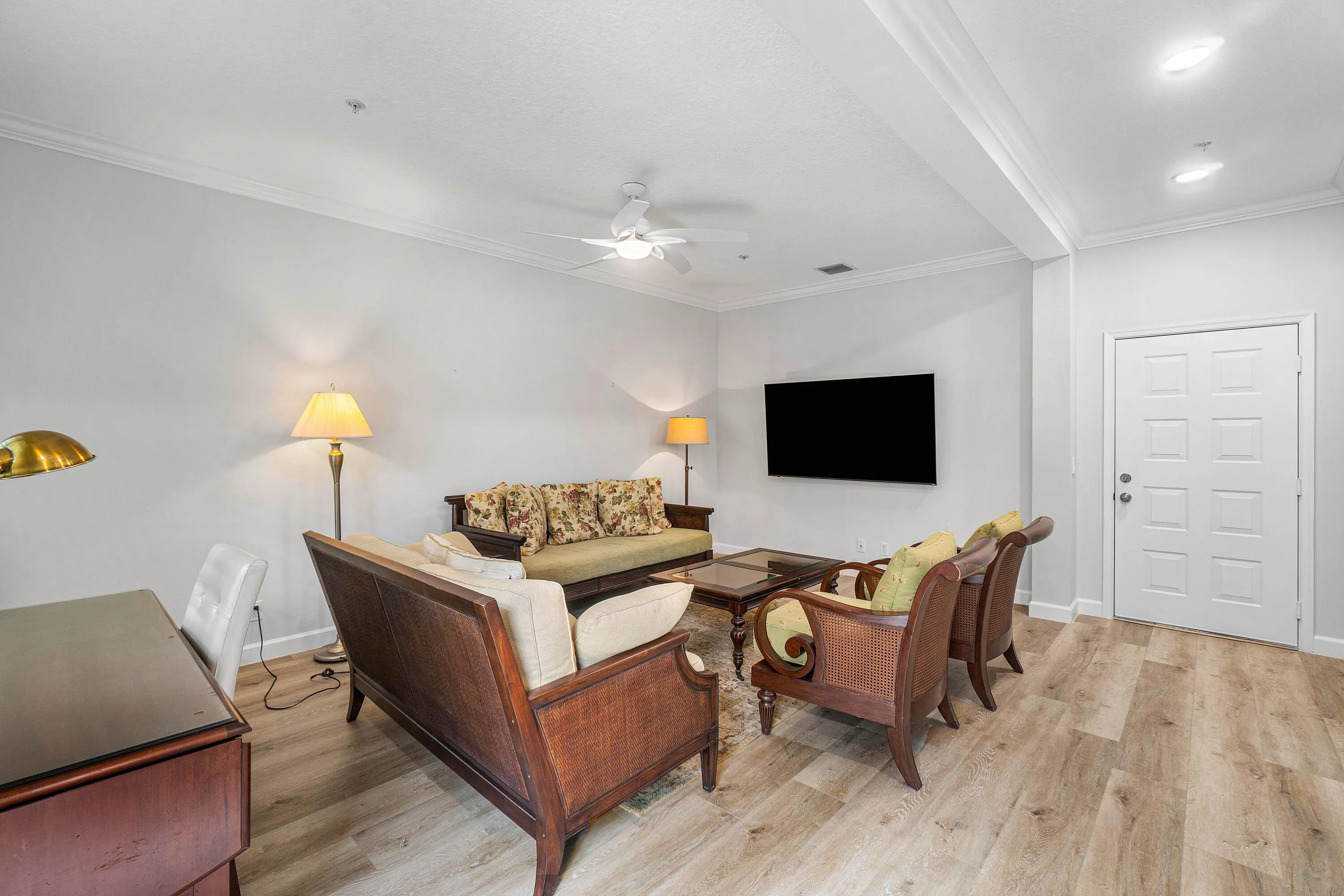 65 SE 5th Avenue