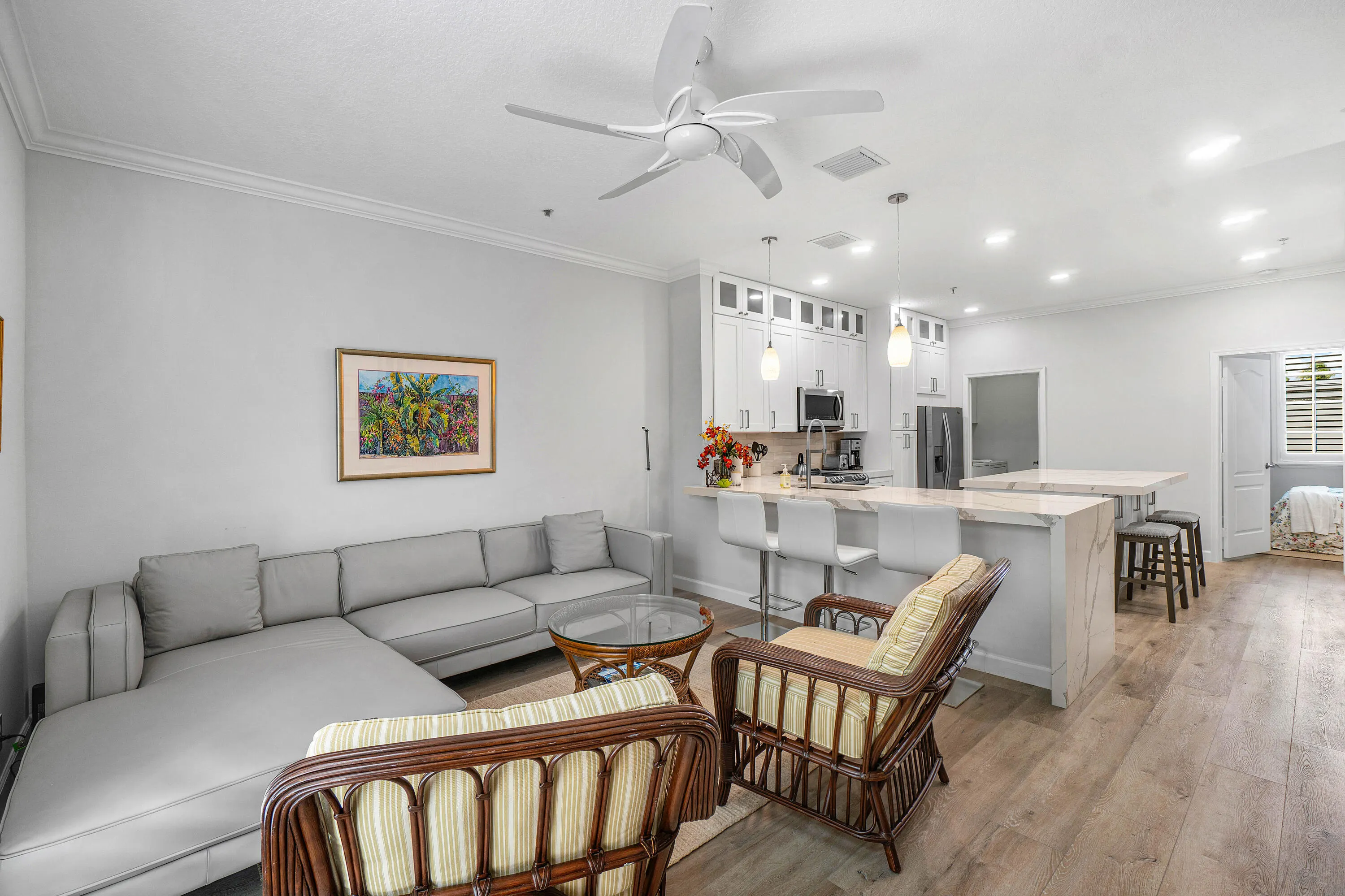 65 SE 5th Avenue