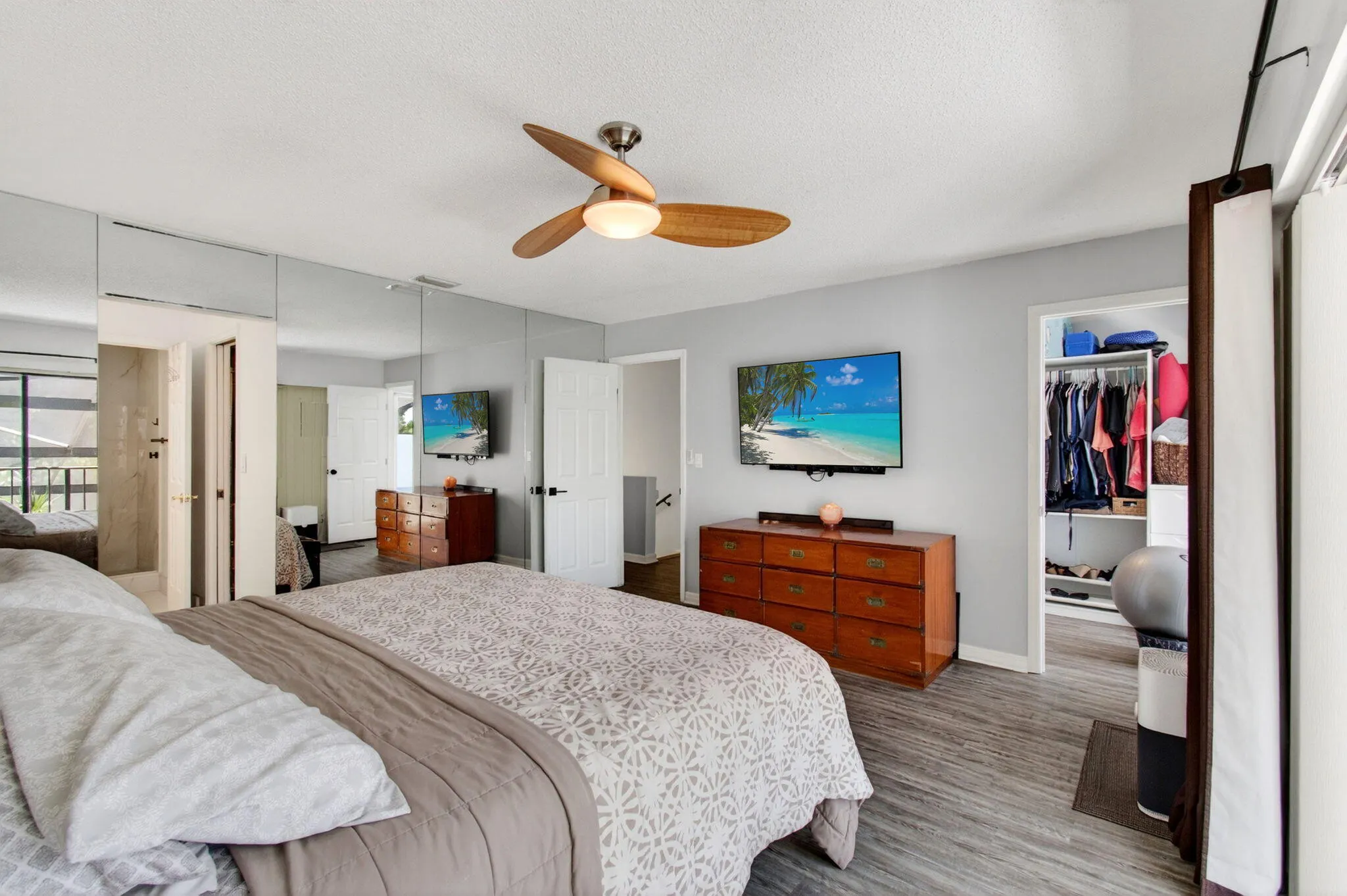 12324 Westhampton Circle