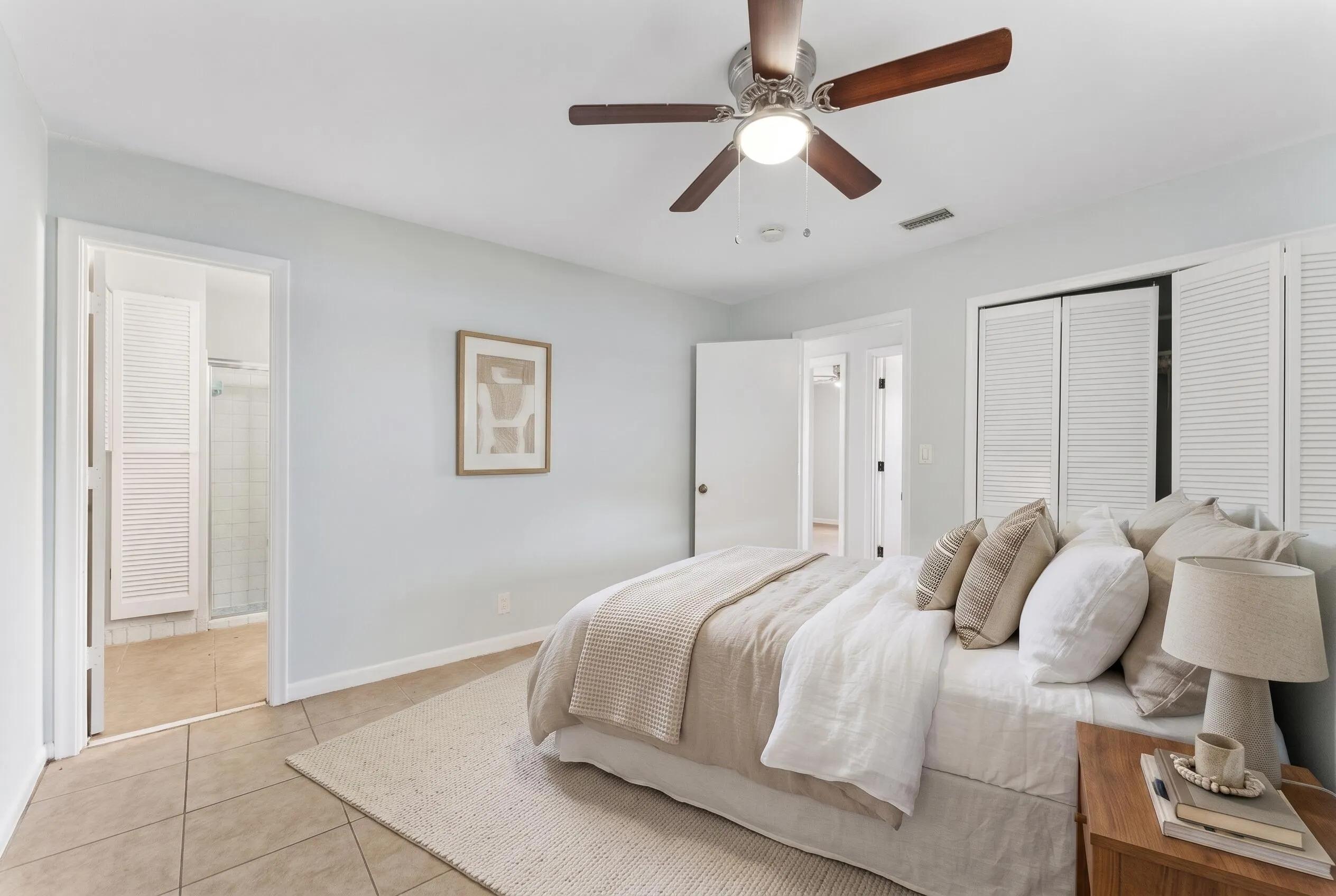 415 NW 7TH Court