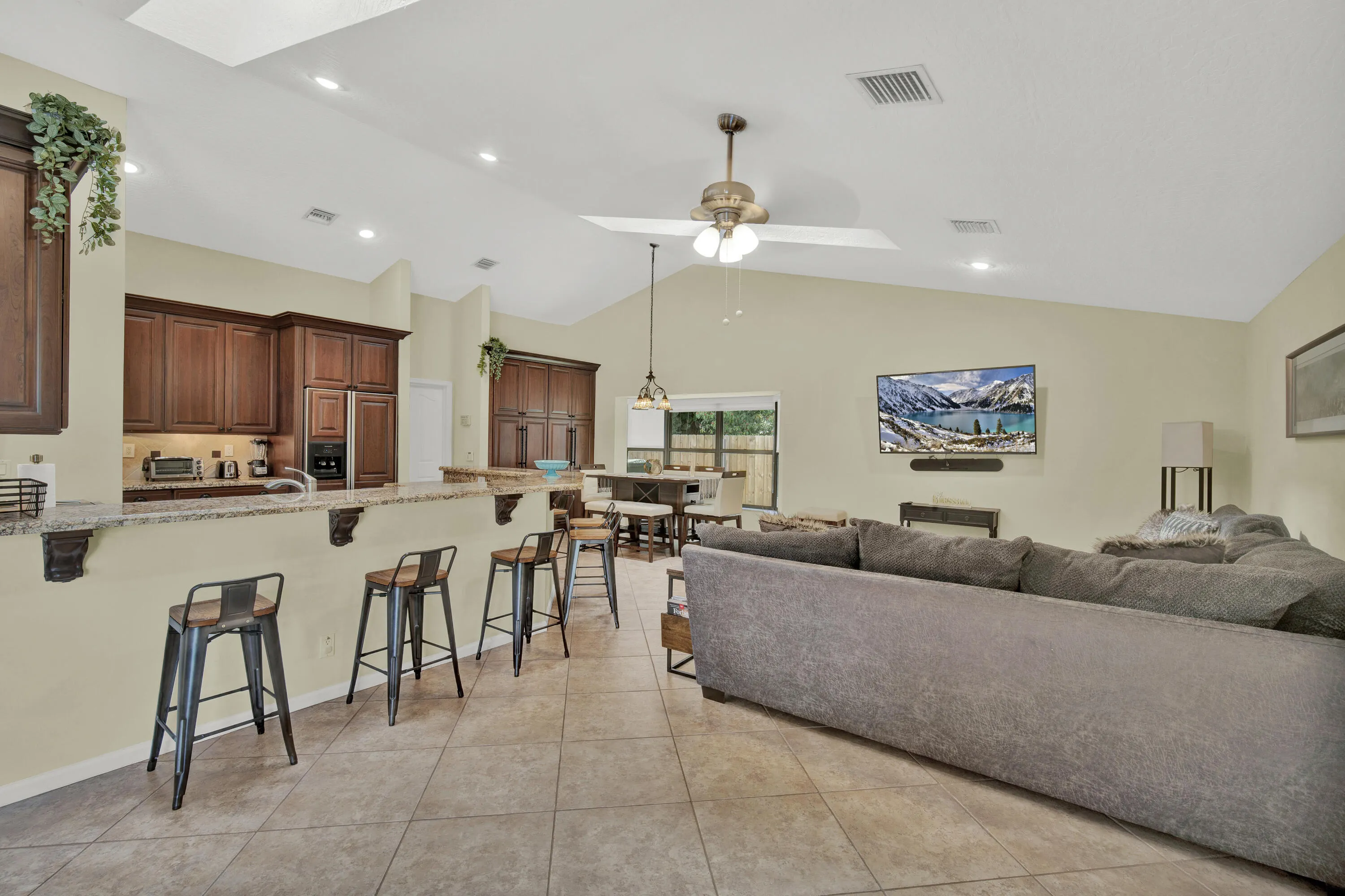 1835 Staimford Circle