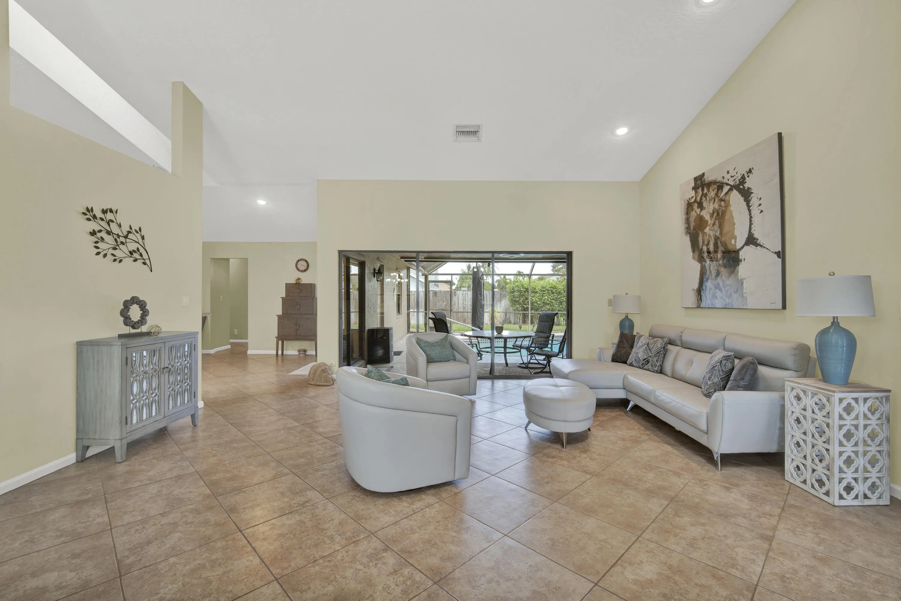 1835 Staimford Circle