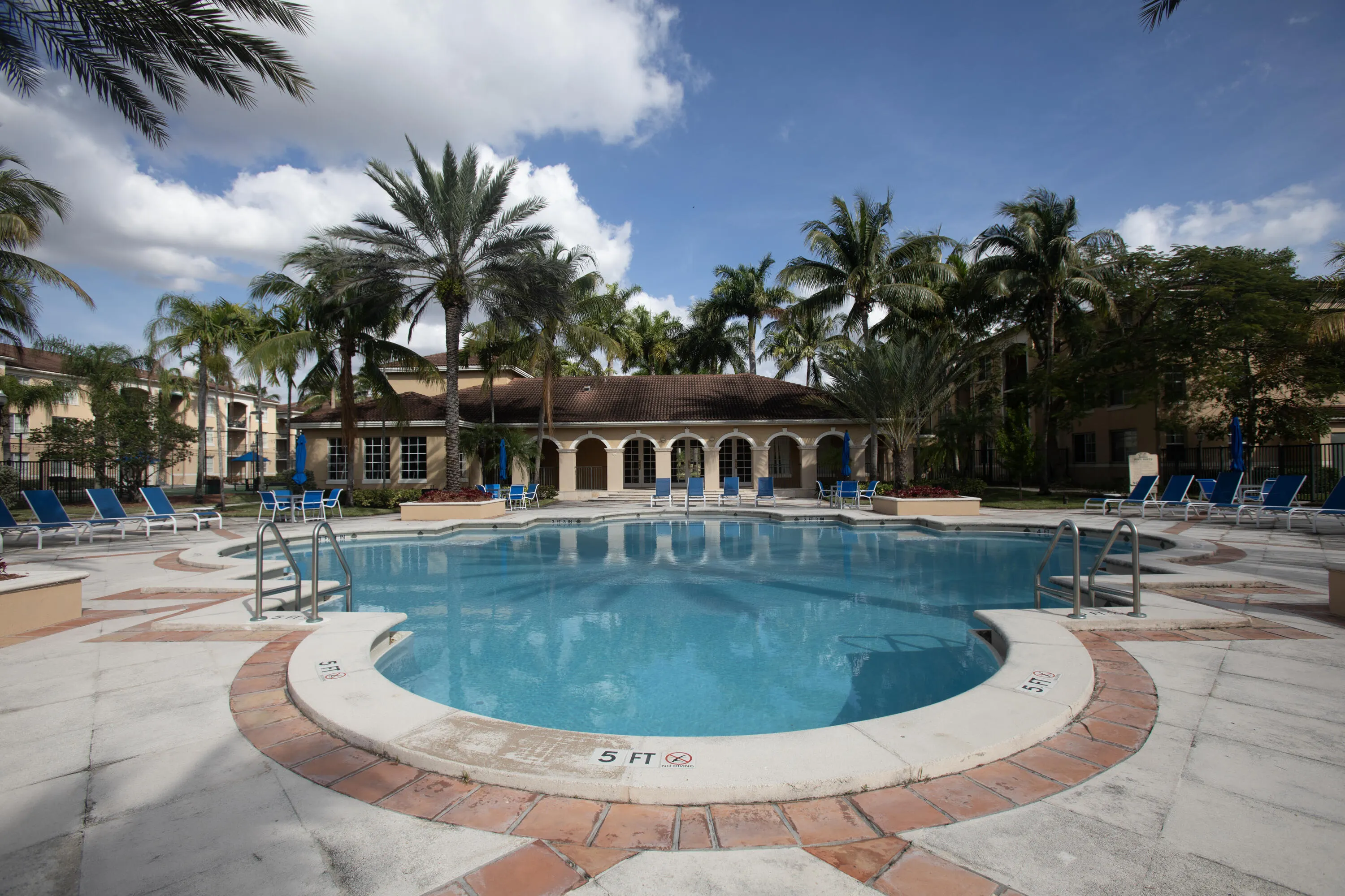 4768 W ATLANTIC Boulevard #6-207