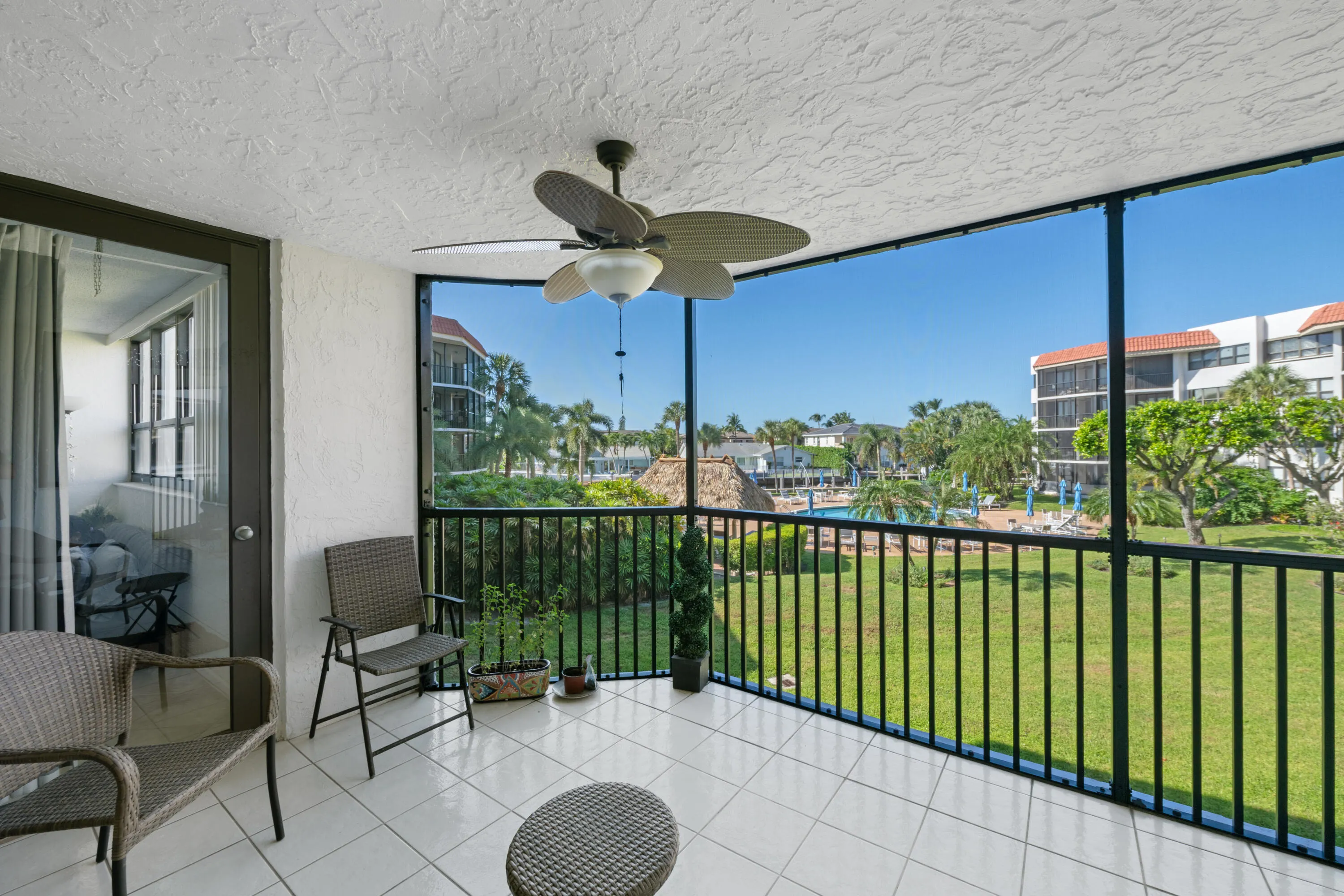 800 Jeffery Street #205
