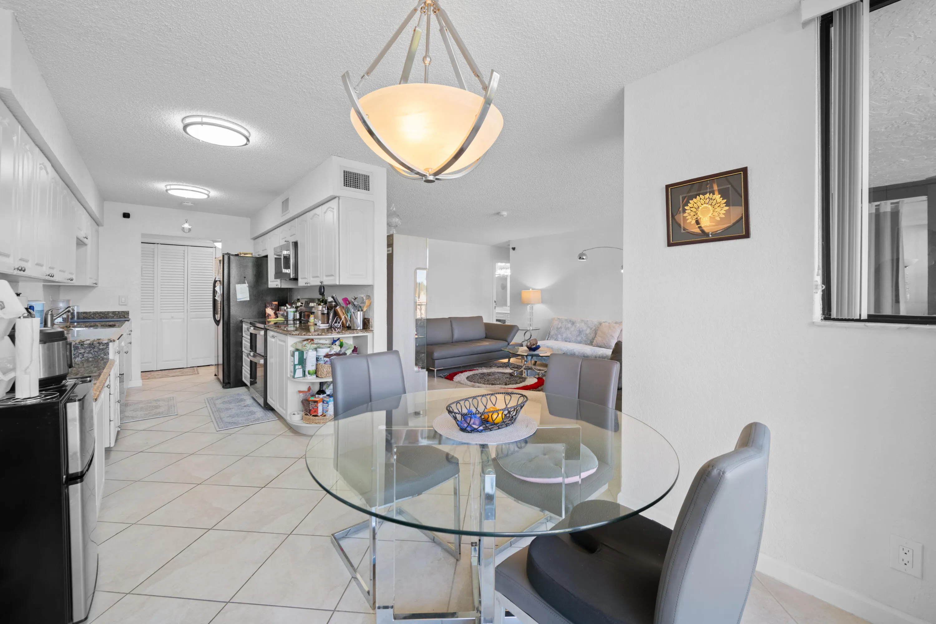 800 Jeffery Street #205