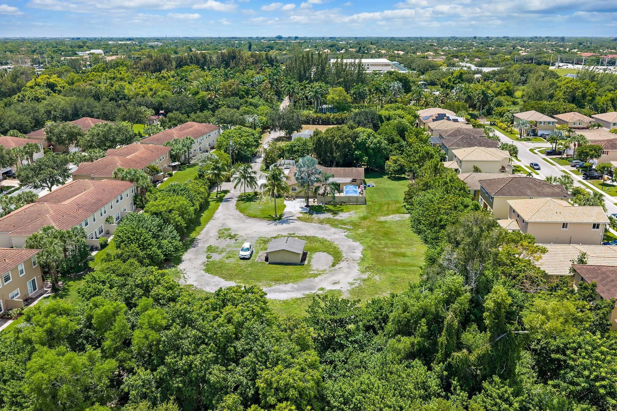 5681 De Soto Road