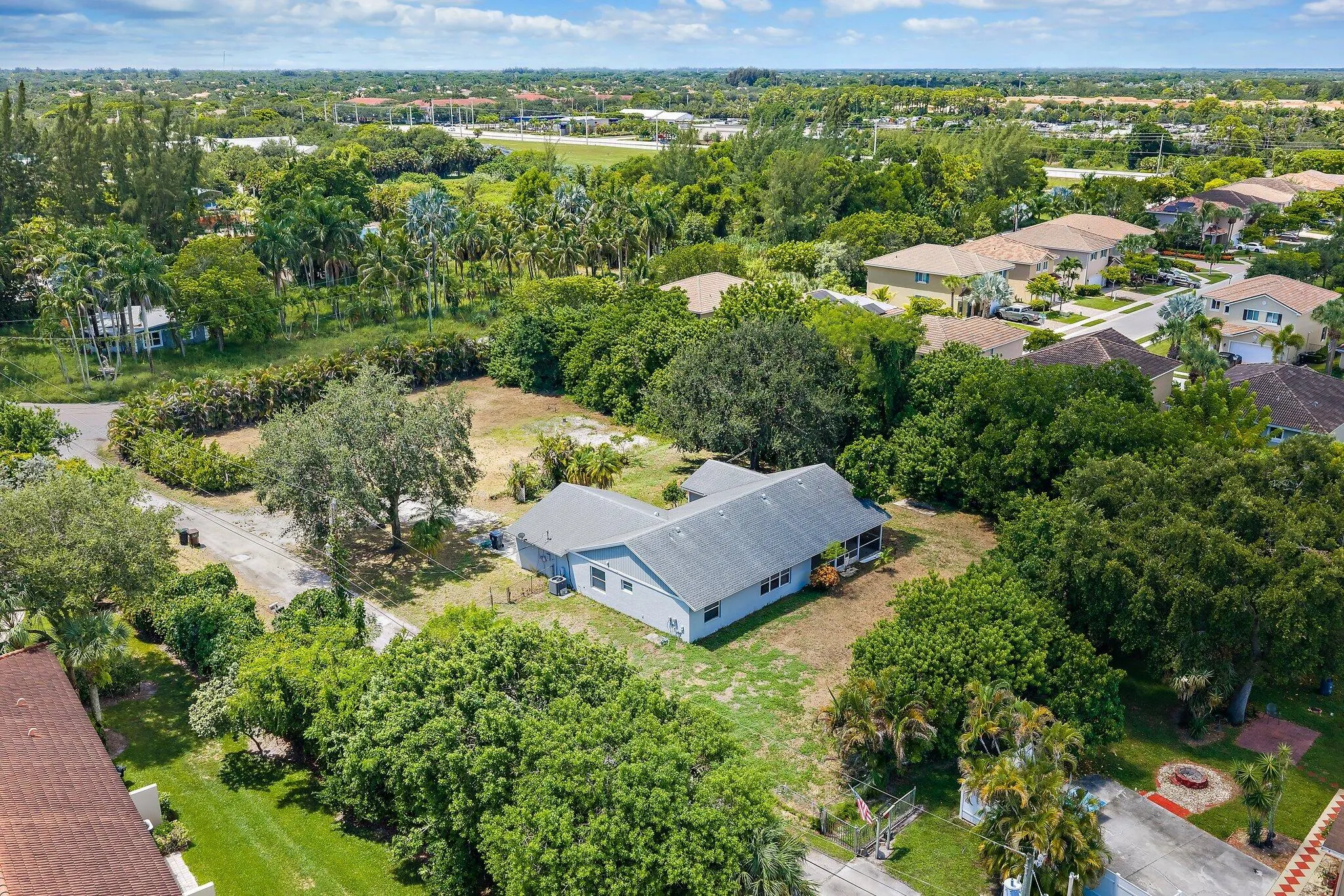 5681 De Soto Road
