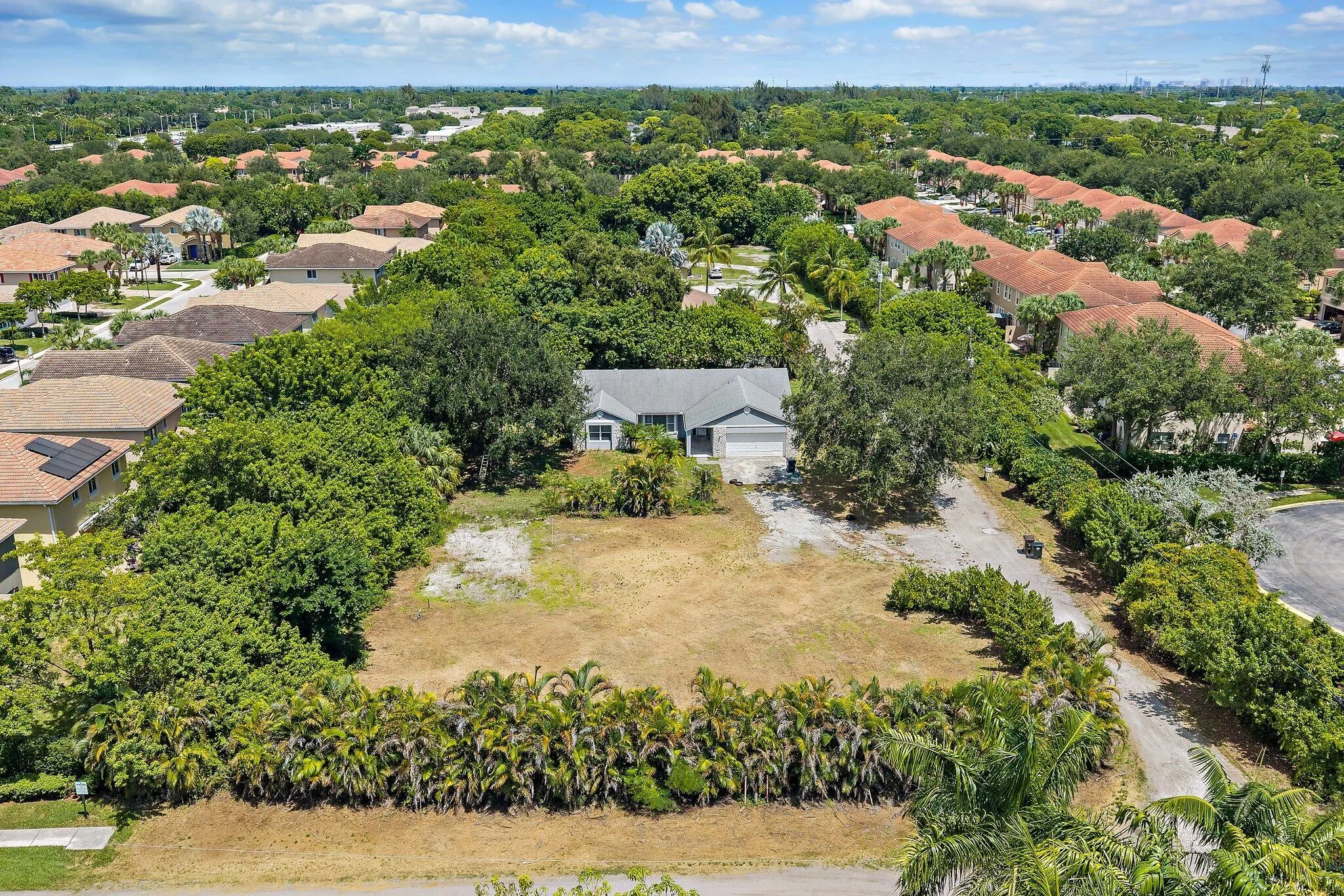 5681 De Soto Road