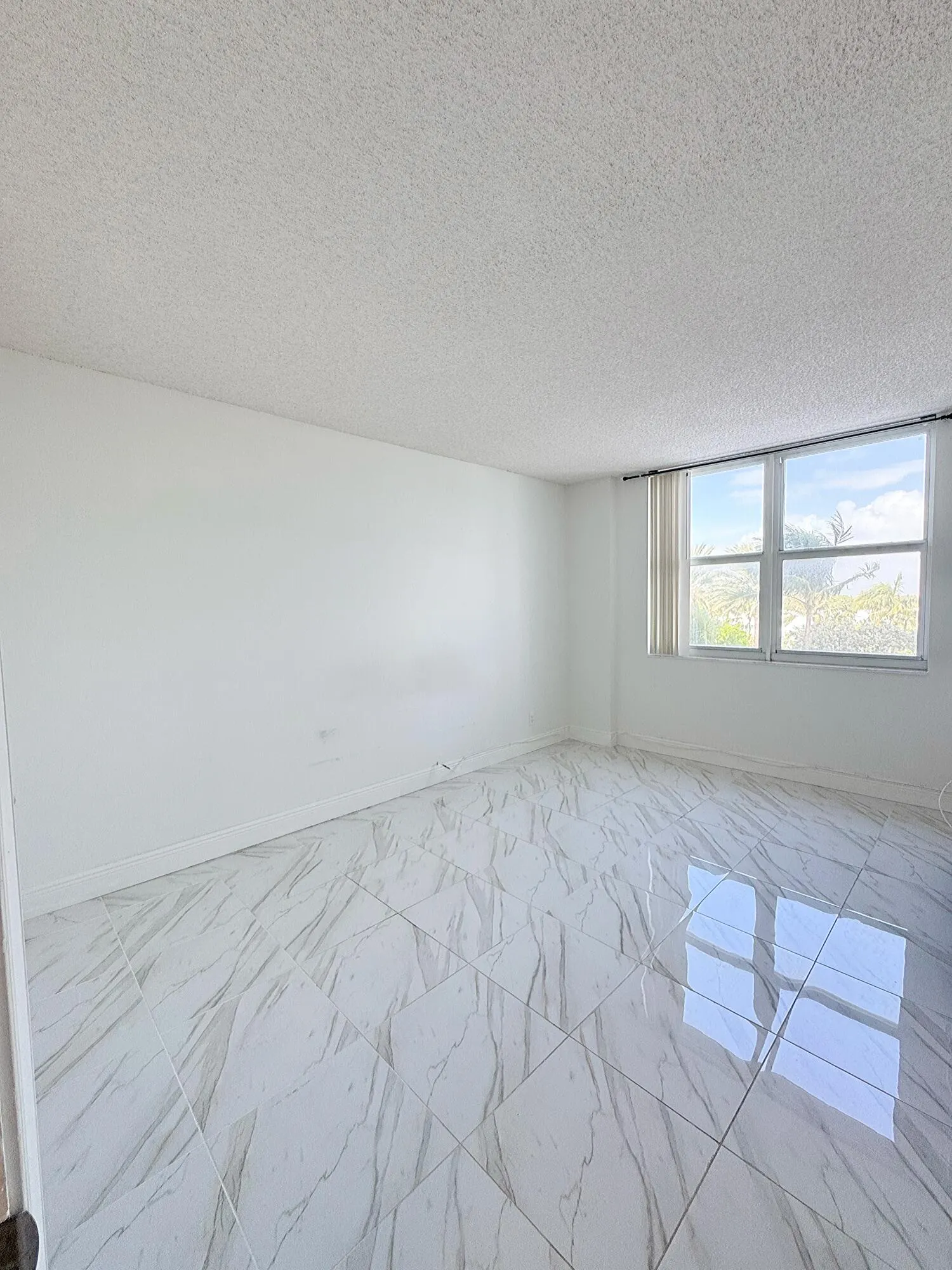 5200 N Ocean Boulevard #406B