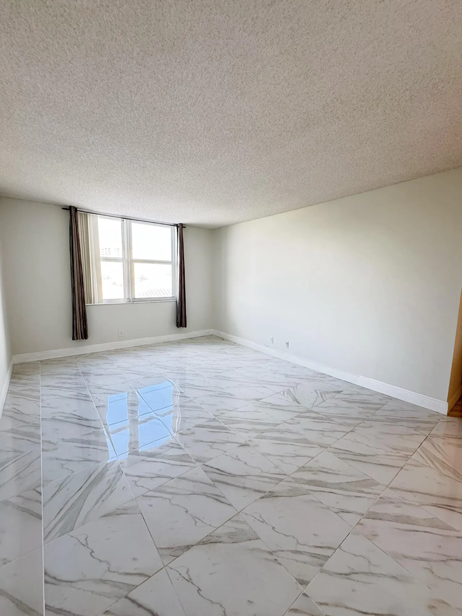 5200 N Ocean Boulevard #406B
