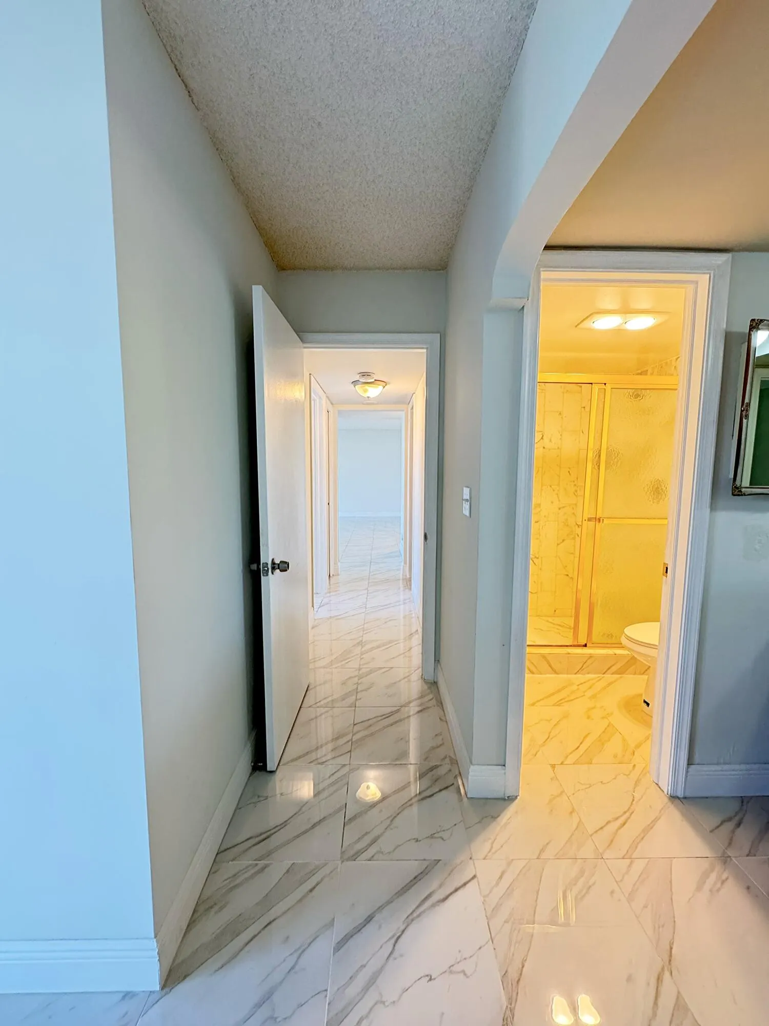 5200 N Ocean Boulevard #406B