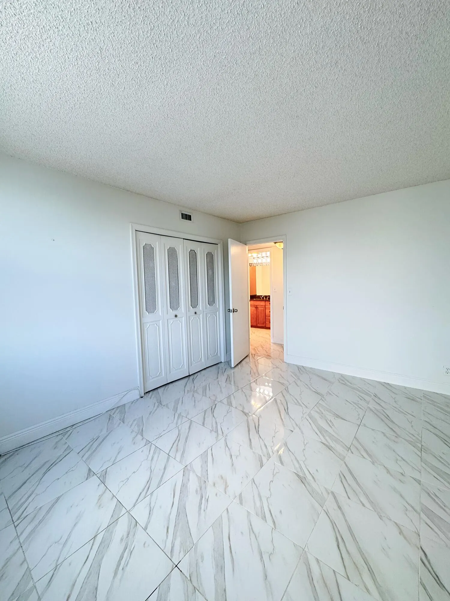 5200 N Ocean Boulevard #406B