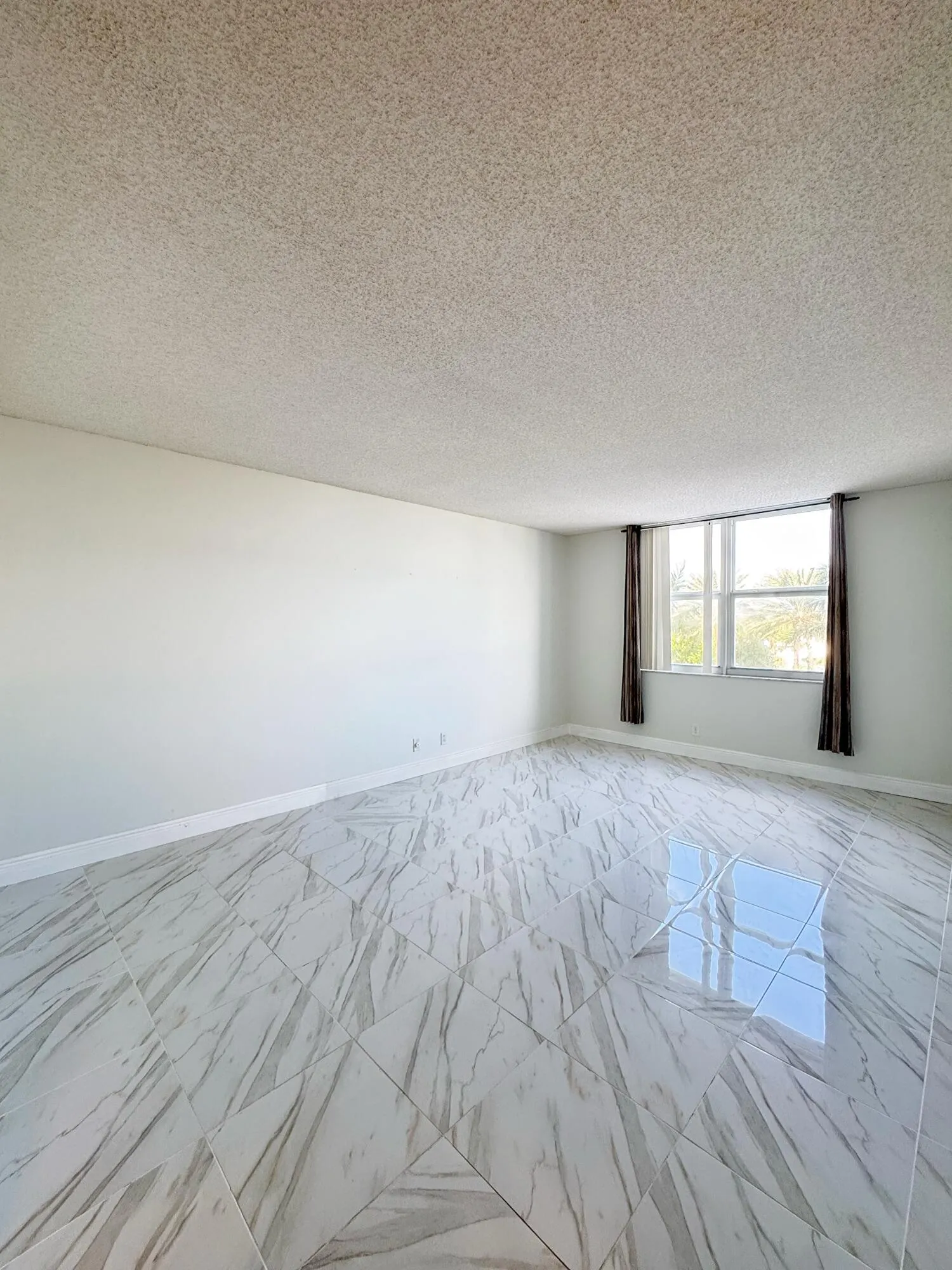 5200 N Ocean Boulevard #406B