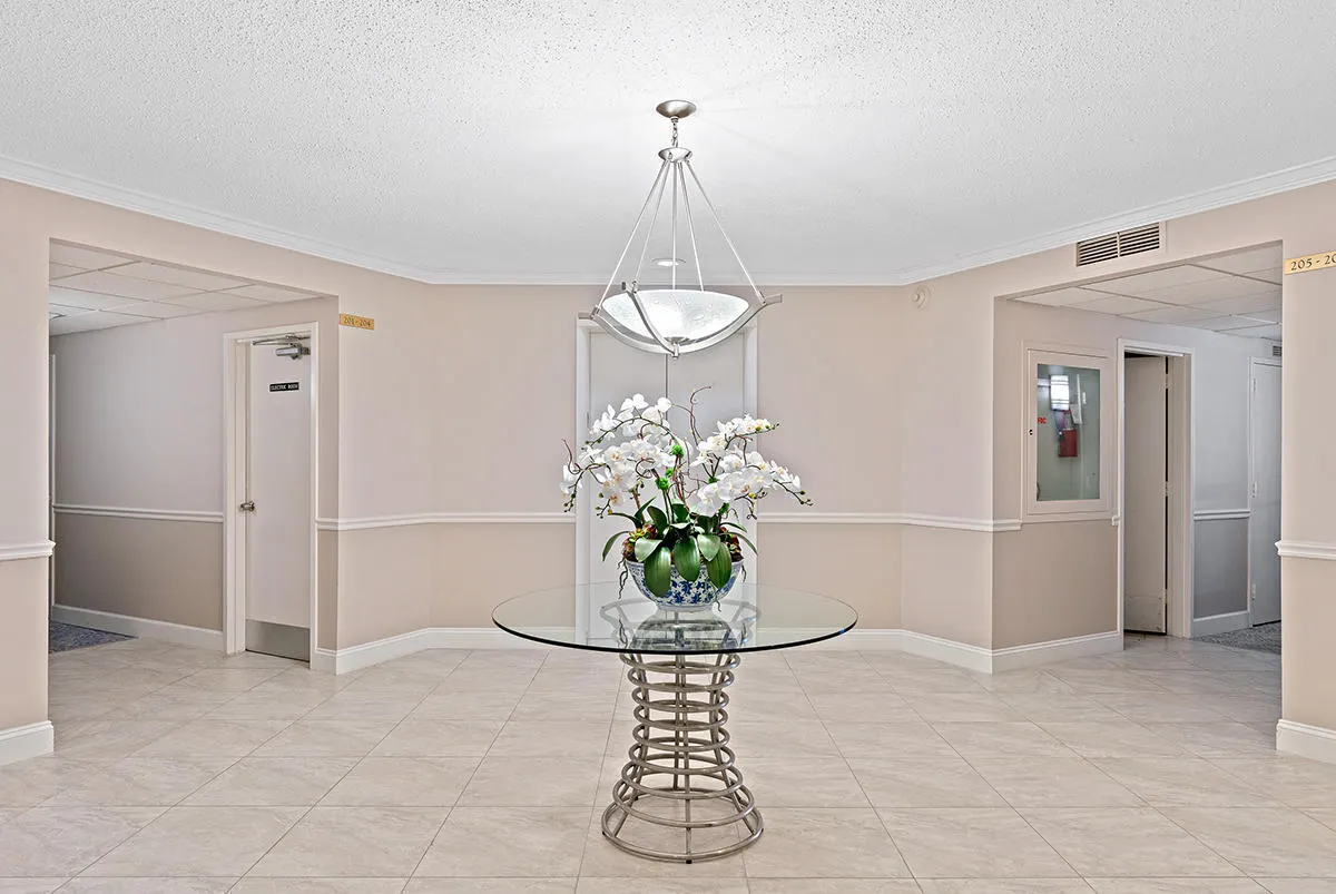 2600 N Flagler Drive #212