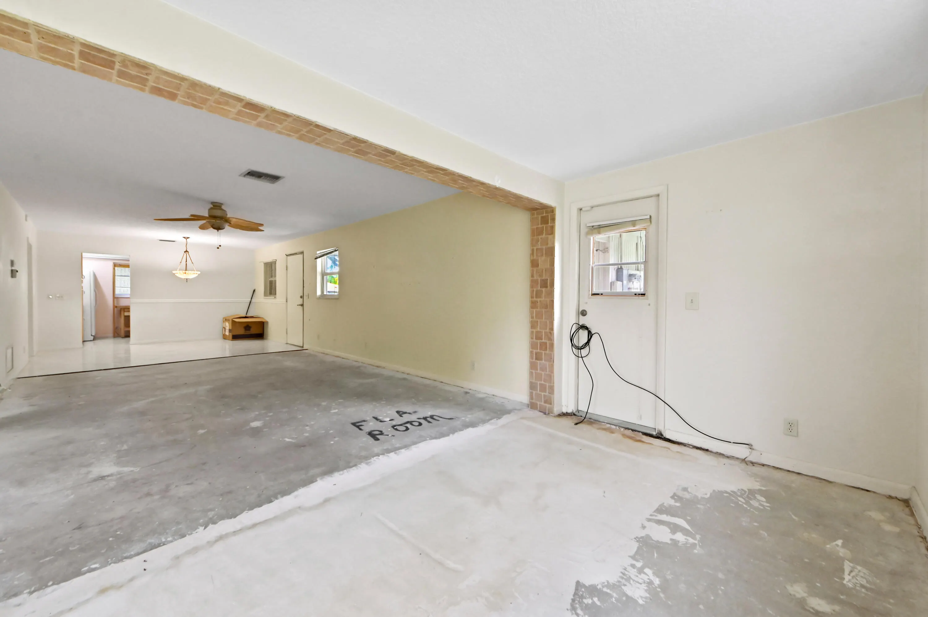 142 Mockingbird Lane