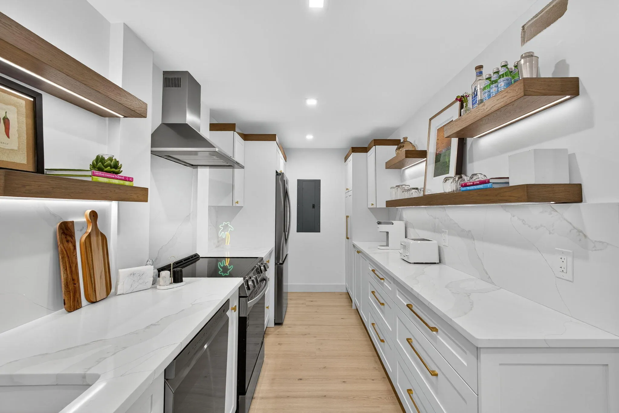 1200 Marine Way #805