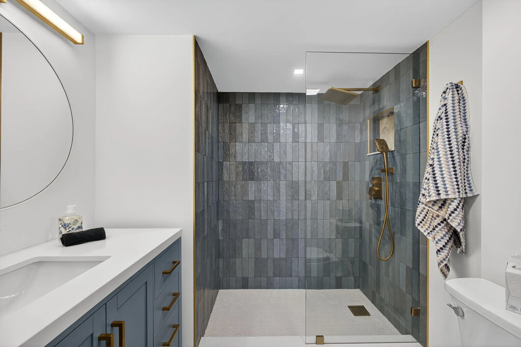 1200 Marine Way #805
