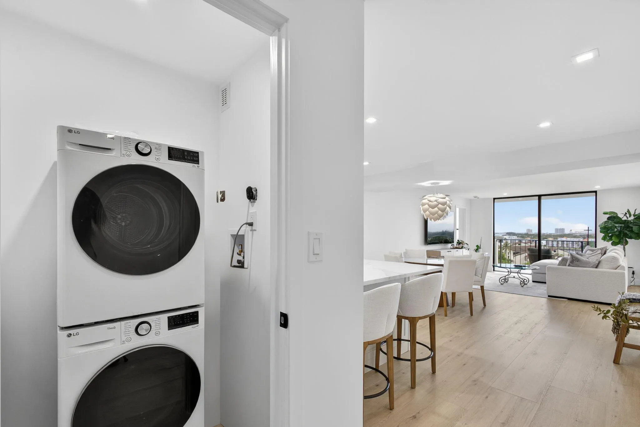 1200 Marine Way #805