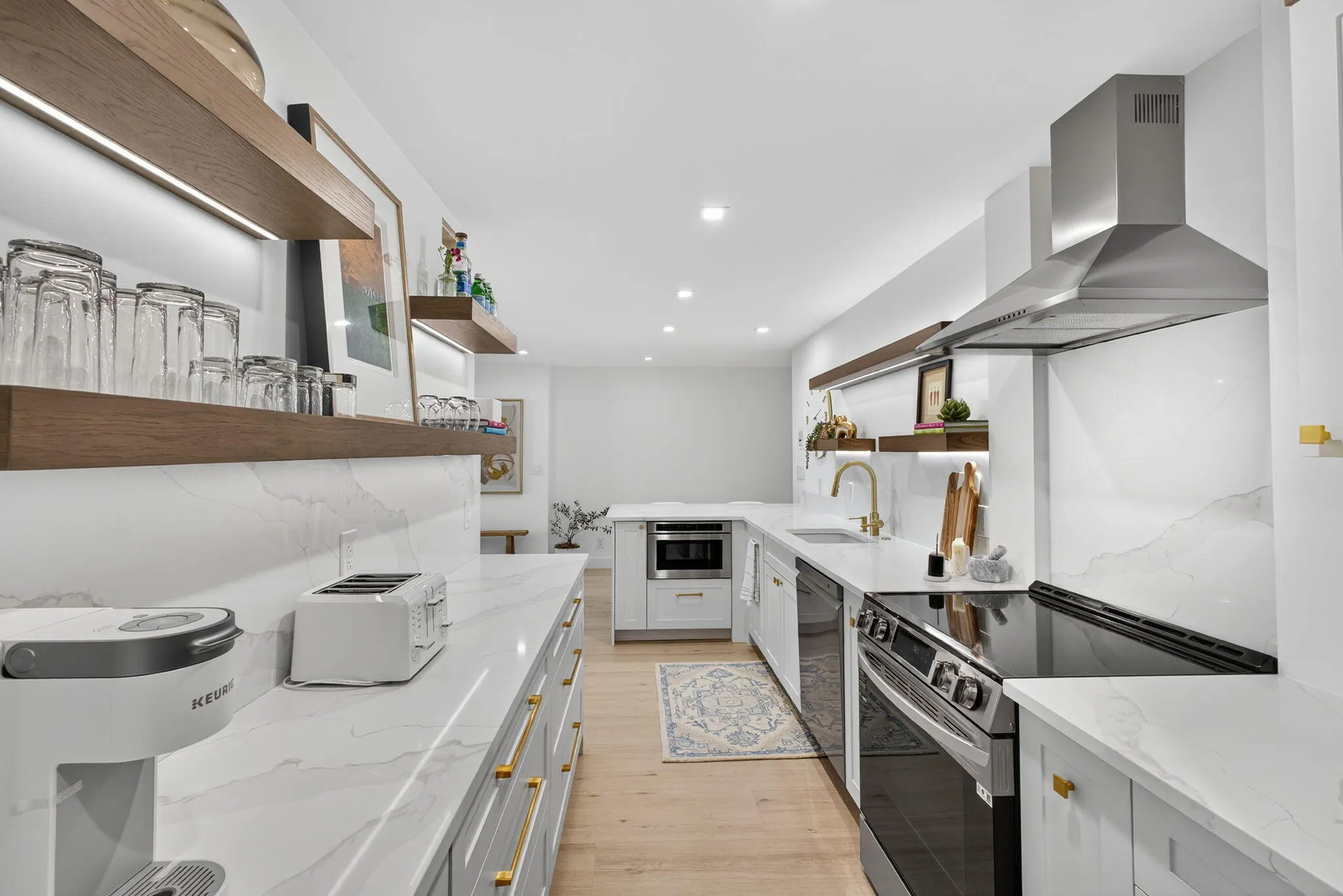 1200 Marine Way #805