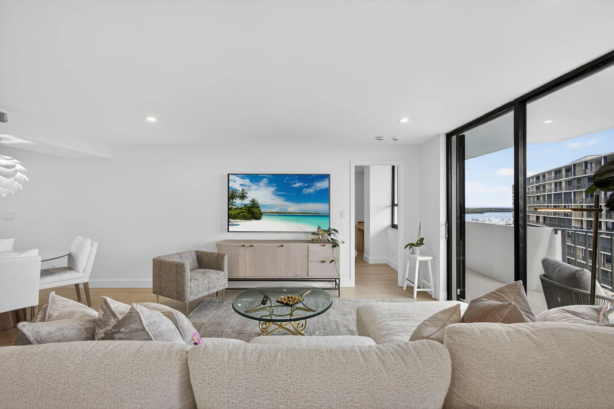 1200 Marine Way #805