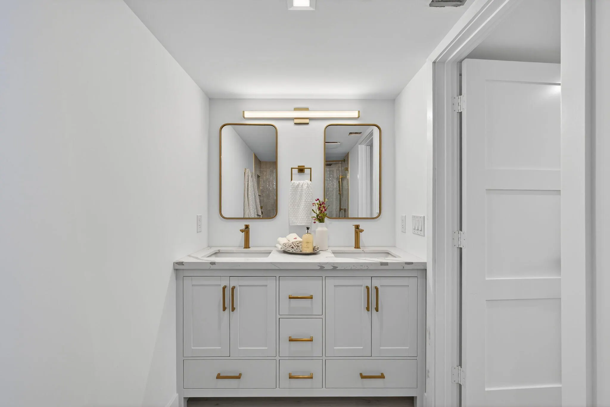 1200 Marine Way #805
