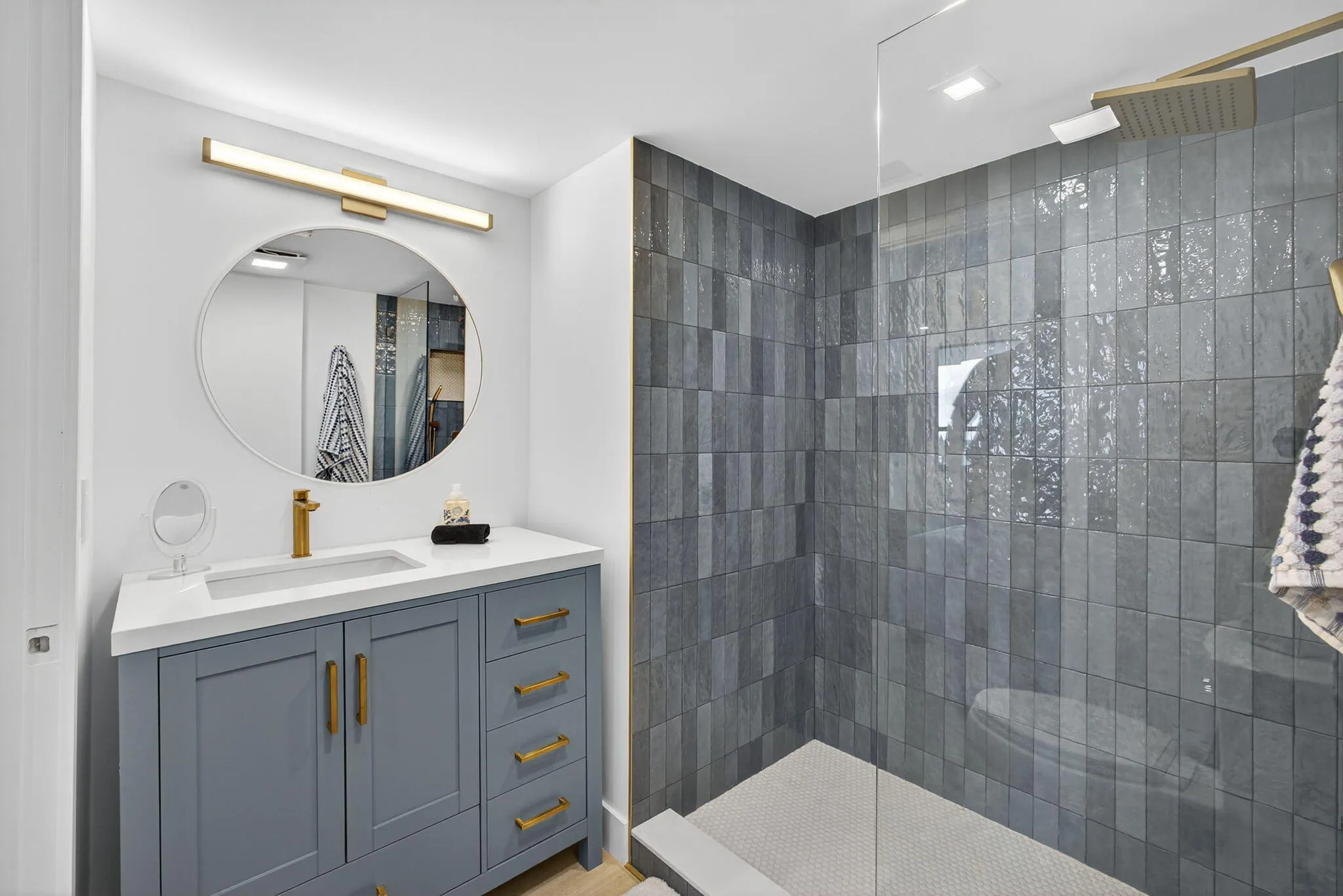 1200 Marine Way #805