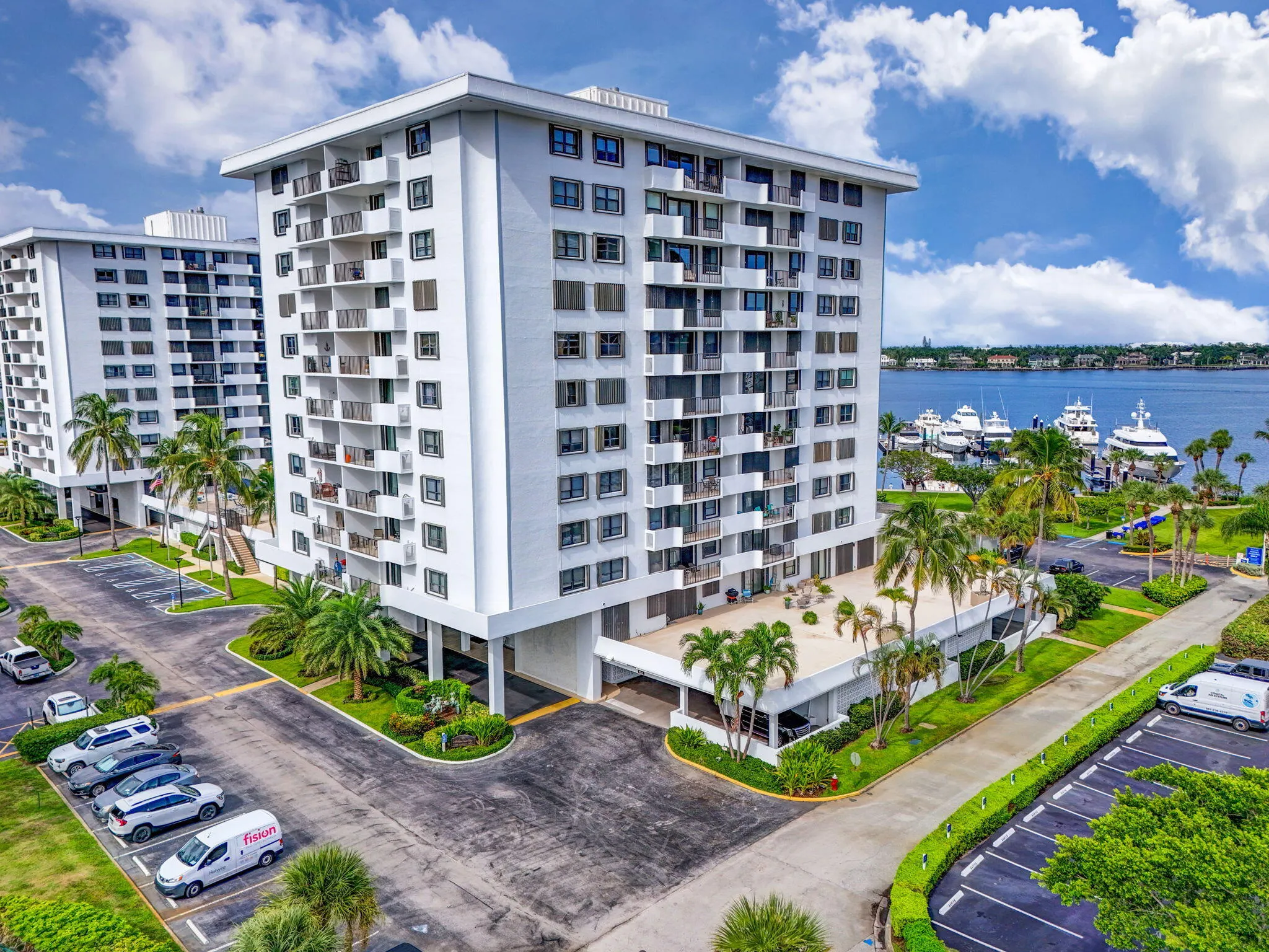 1200 Marine Way #805