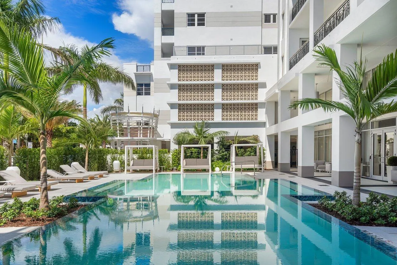 155 E Boca Raton Road #418
