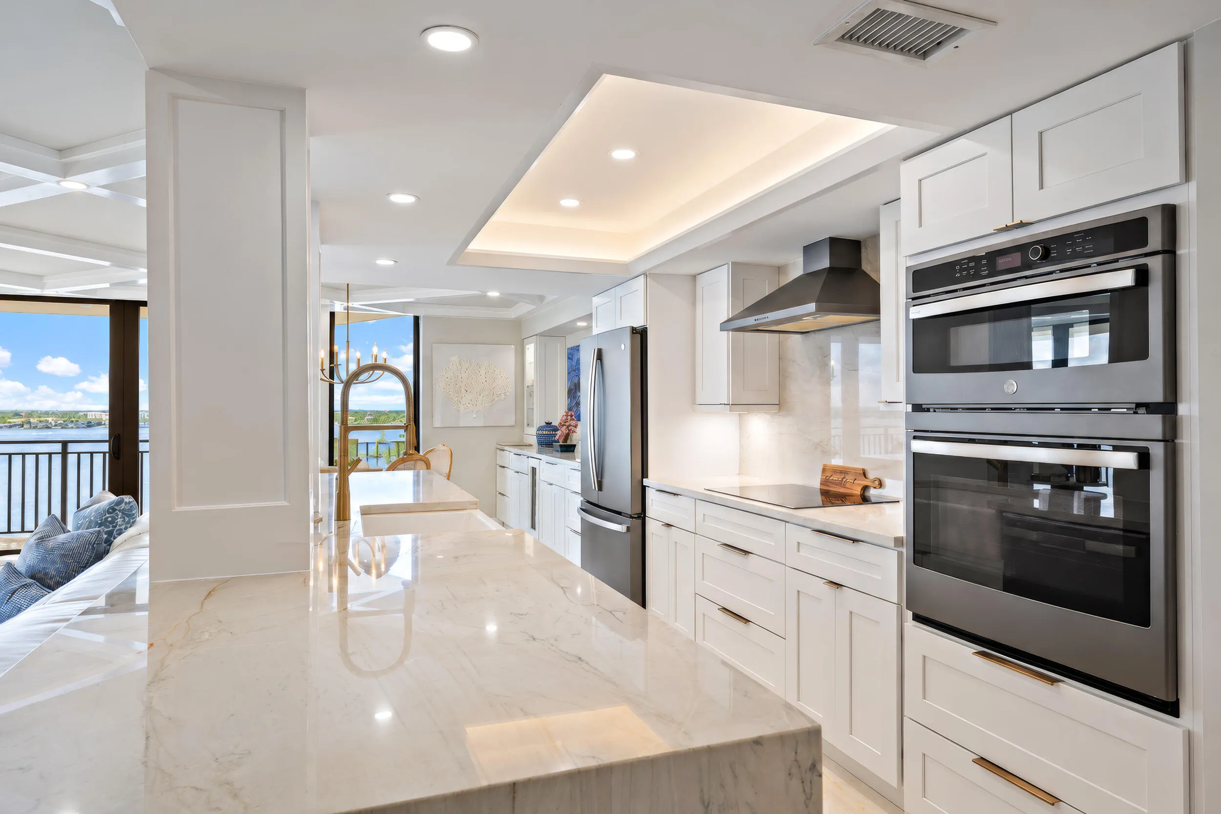 5460 N Ocean Drive #12-C