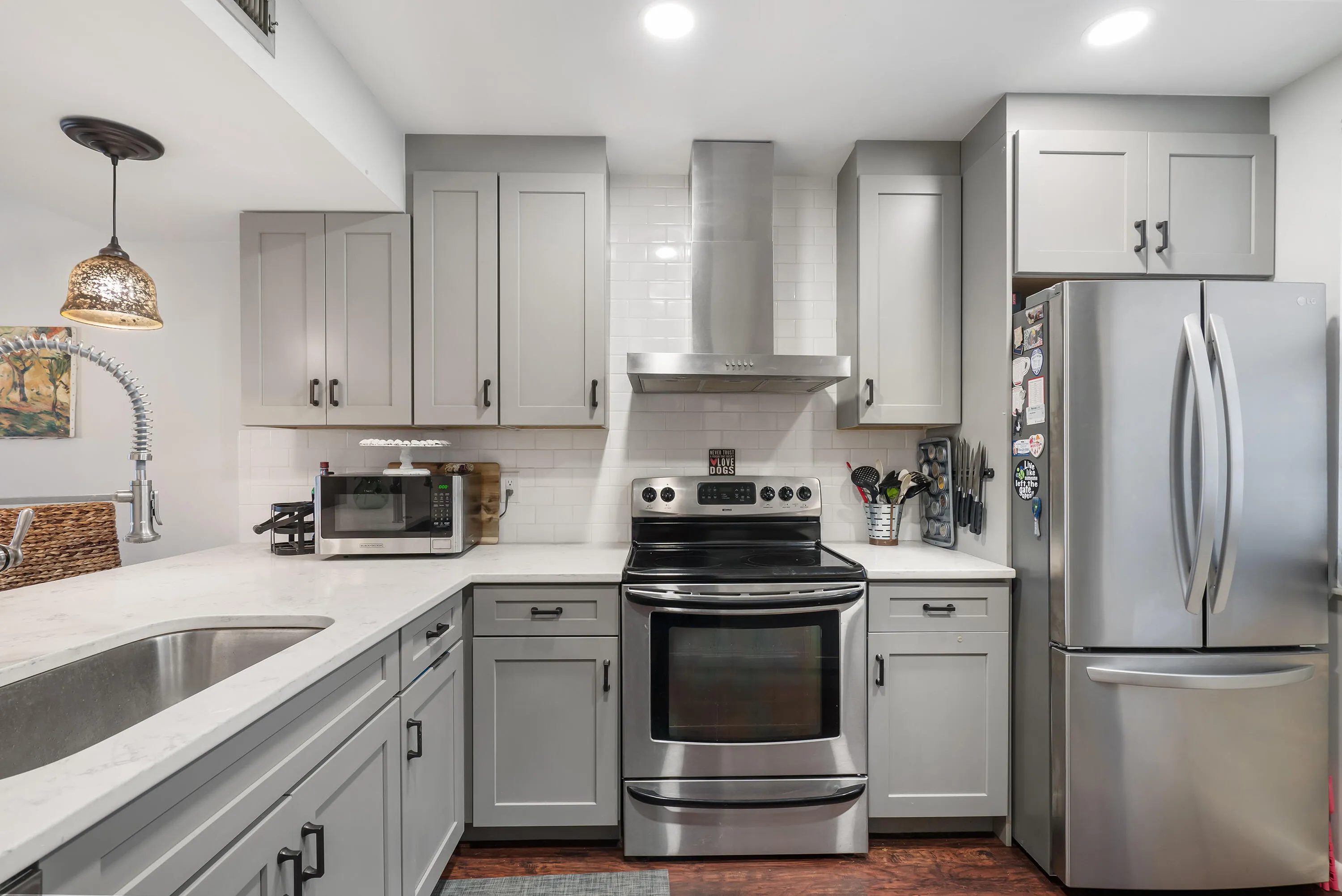 6037 BALBOA Circle #403