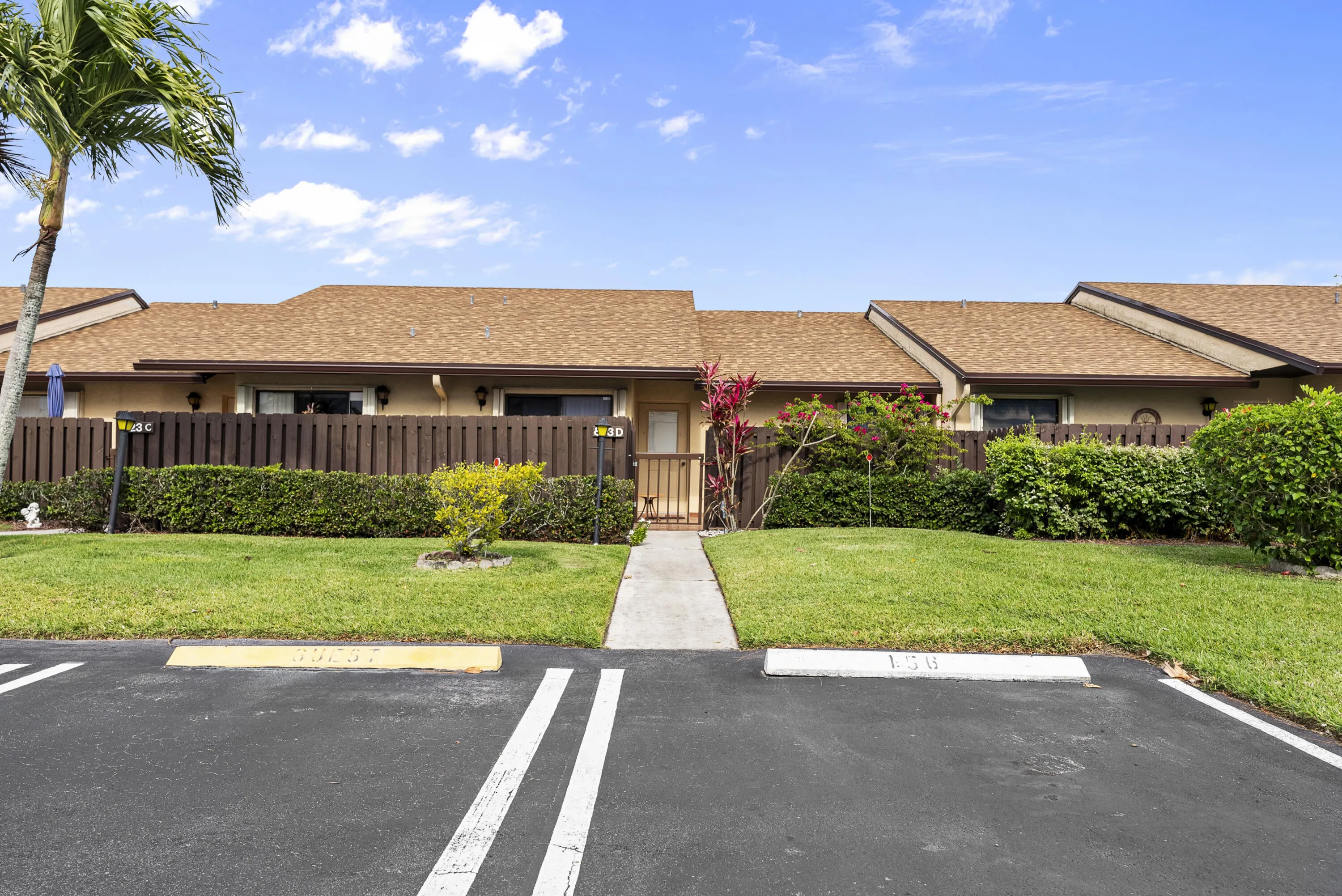 823 SKY PINE Way #D