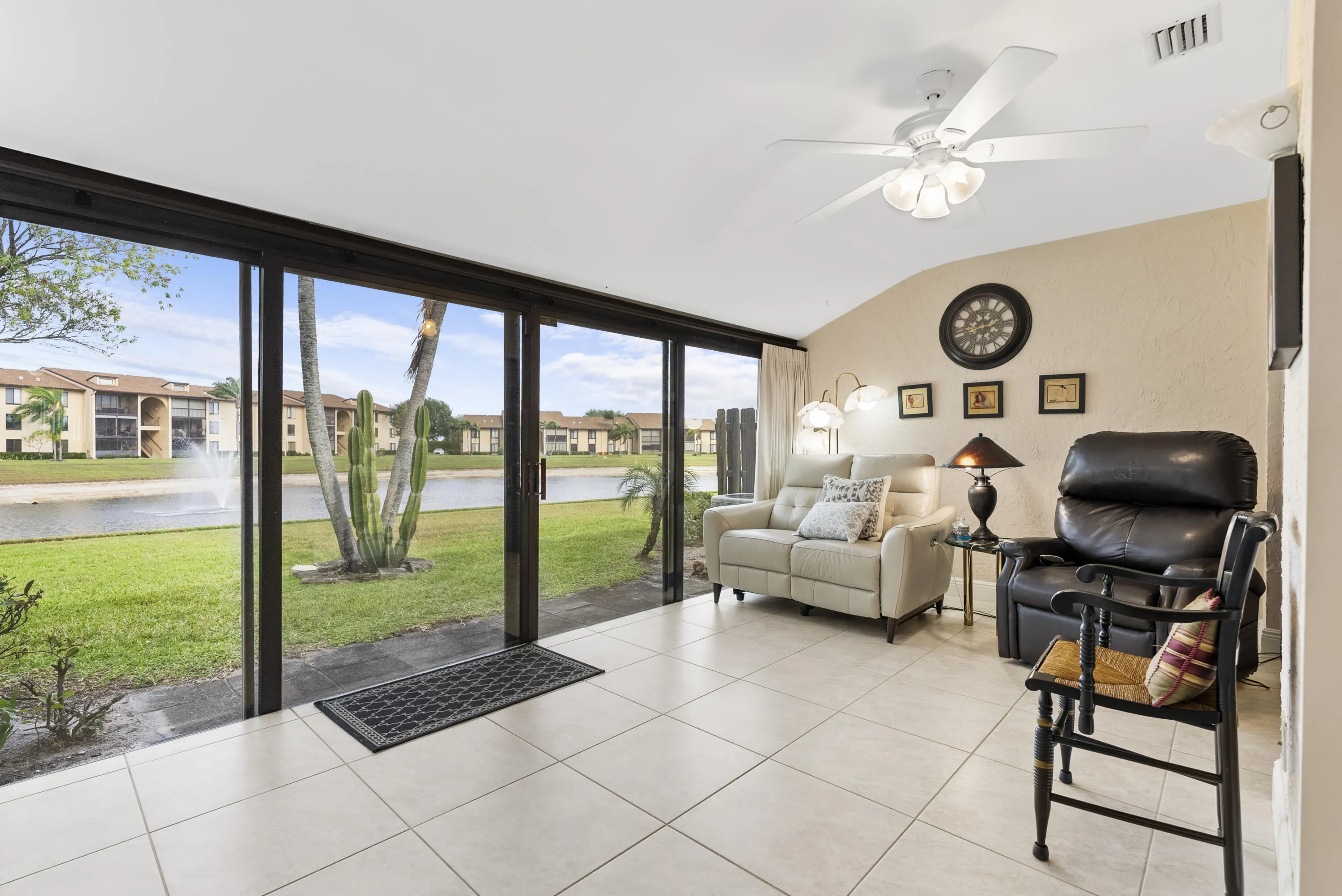 823 SKY PINE Way #D