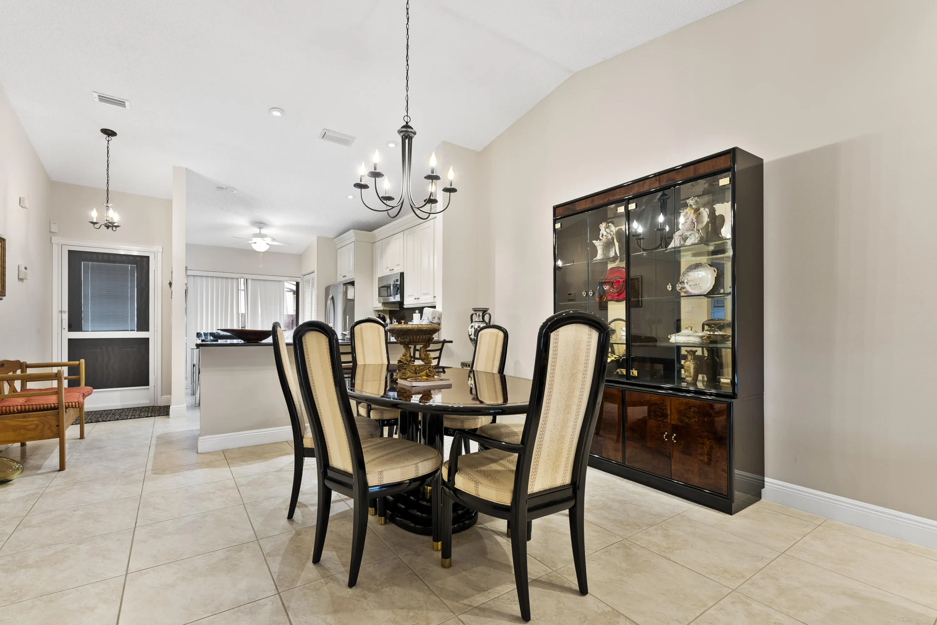 823 SKY PINE Way #D