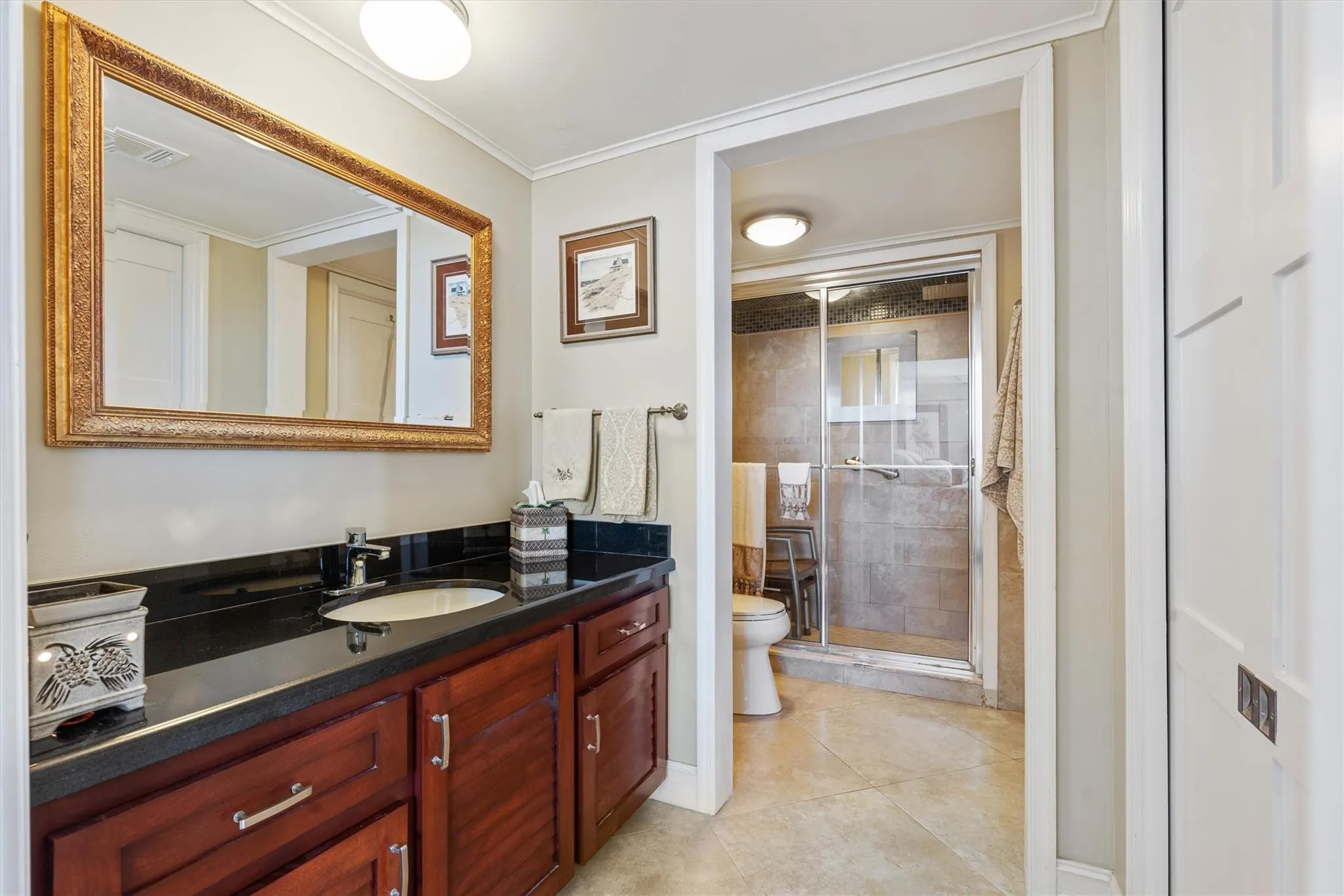 301 LAKE SHORE Drive #501