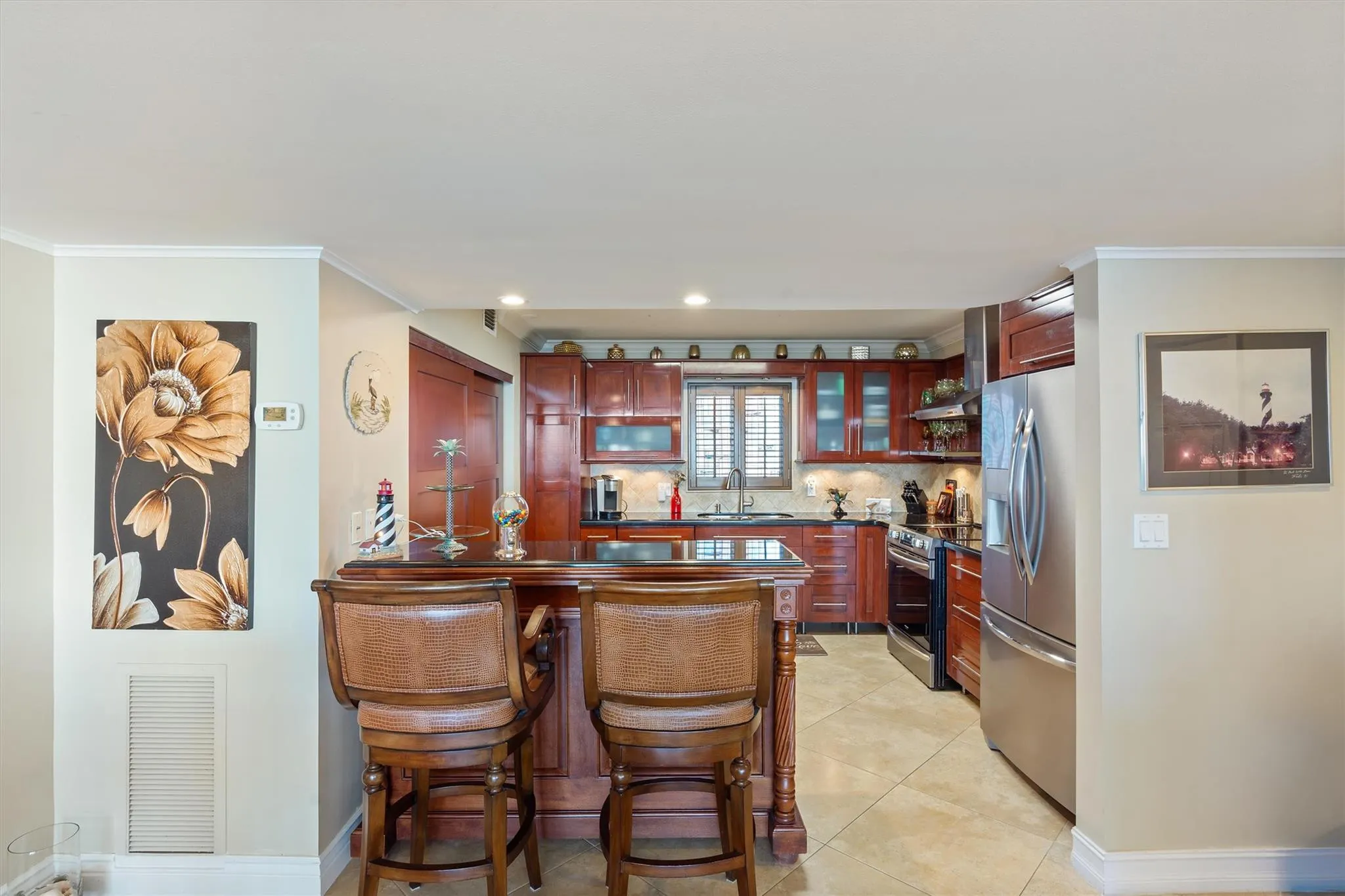 301 LAKE SHORE Drive #501