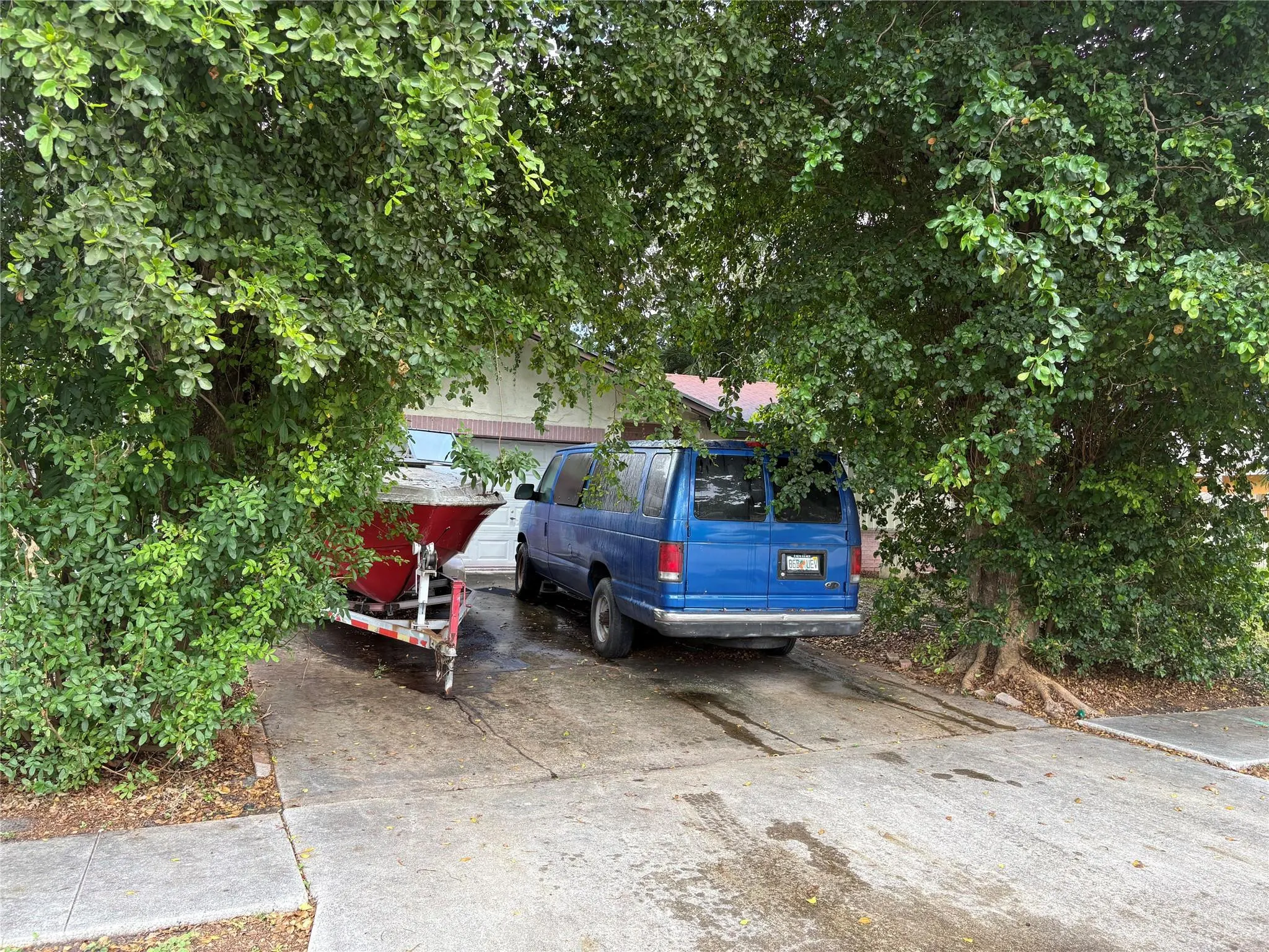 2109 PINEHURST Drive