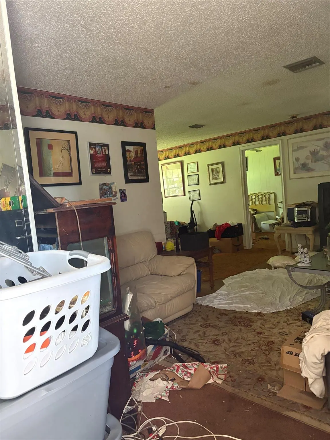2109 PINEHURST Drive