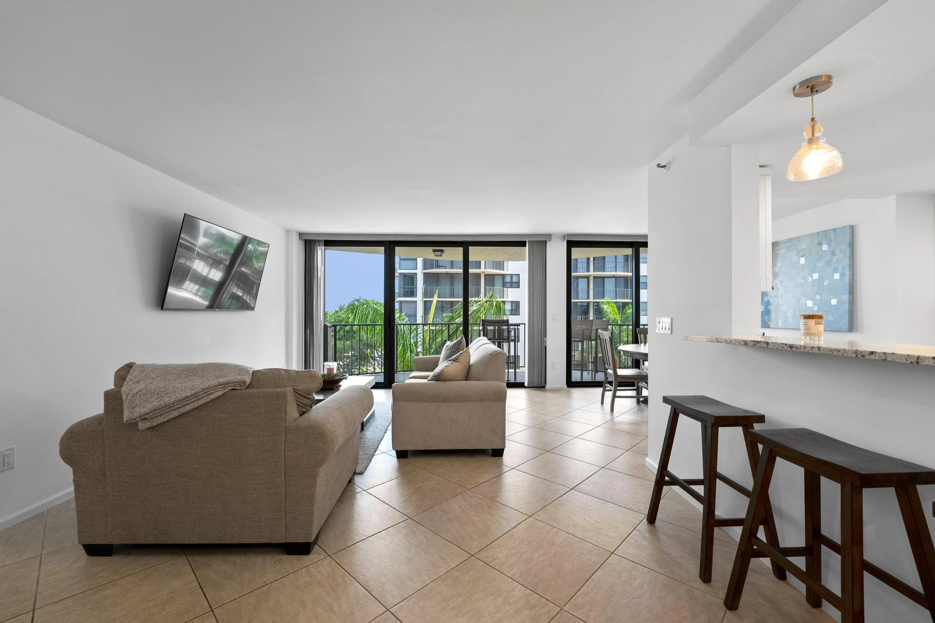 859 JEFFERY Street #512