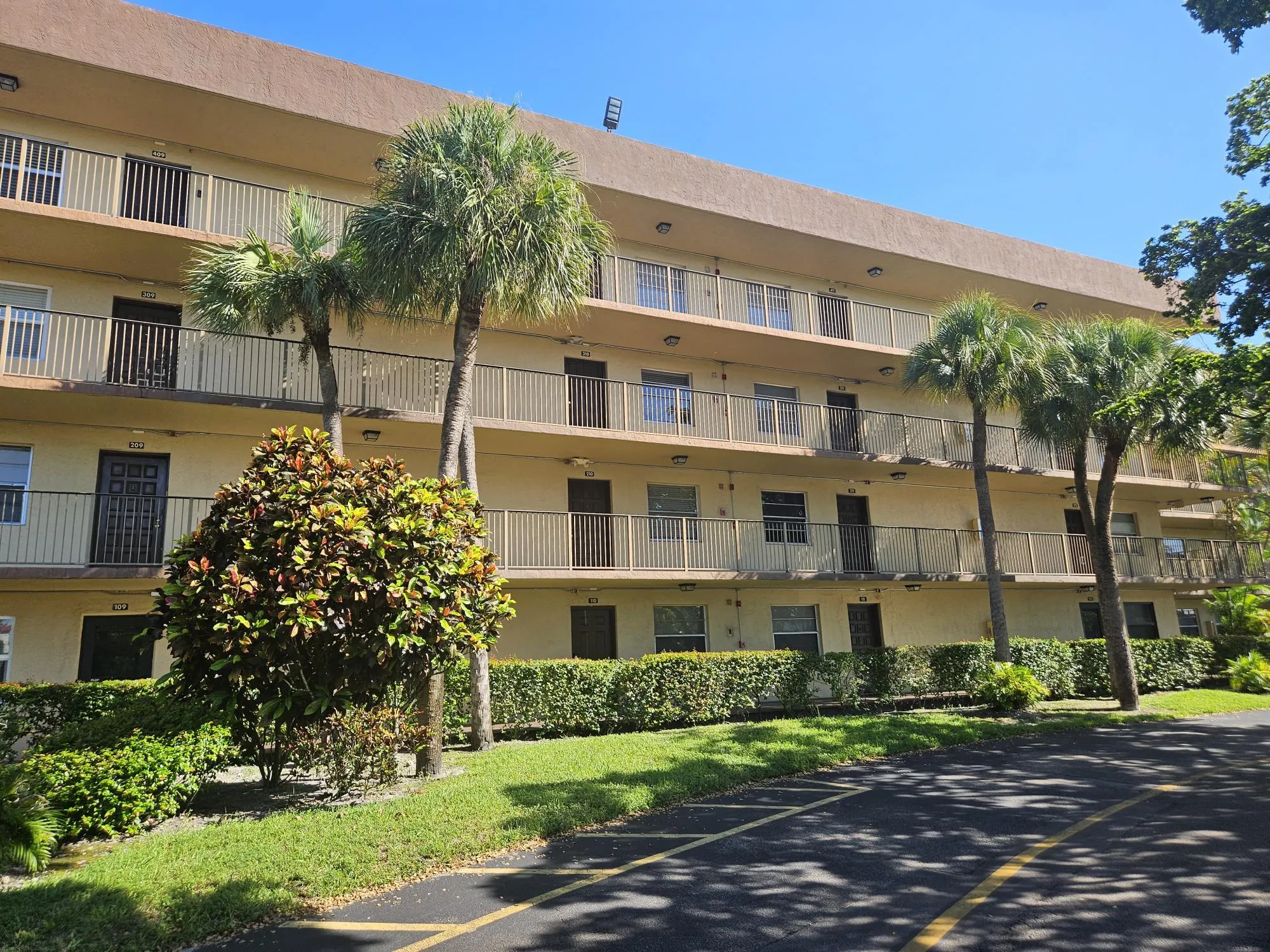 3121 NW 47TH Terrace #210