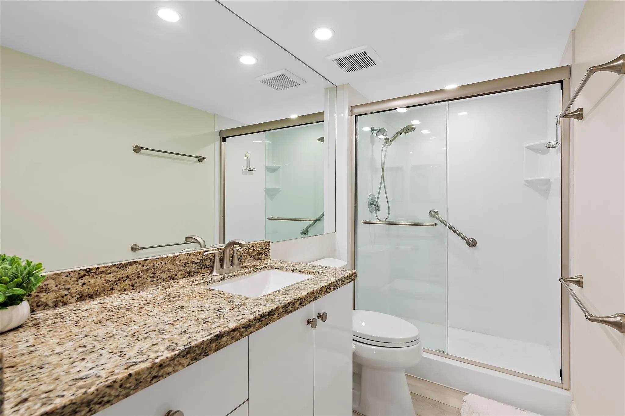 3750 GALT OCEAN Drive #410