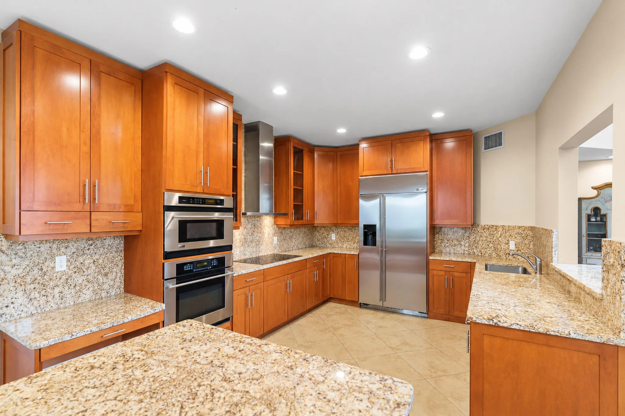 23381 BUTTERFLY PALM Court