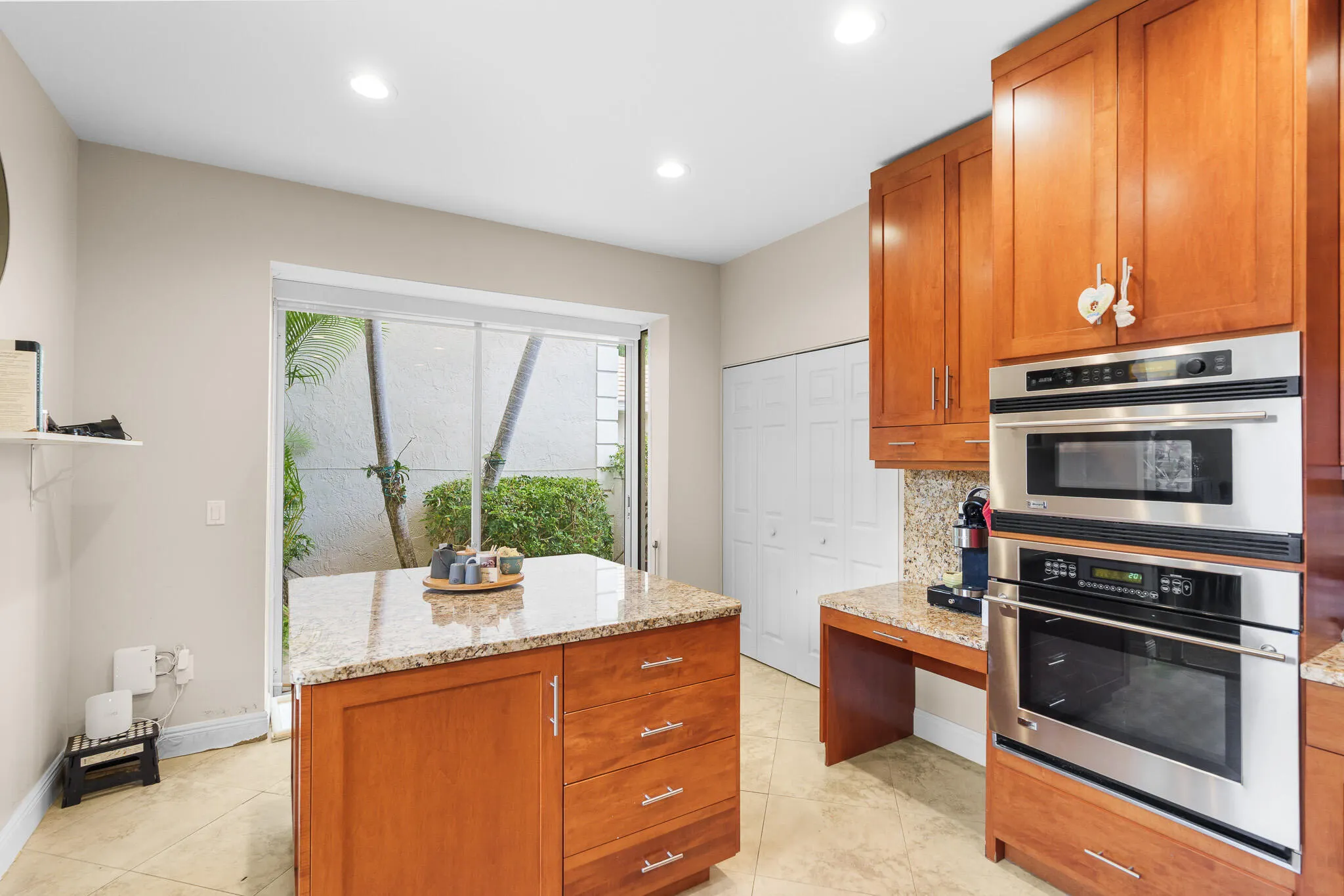 23381 BUTTERFLY PALM Court