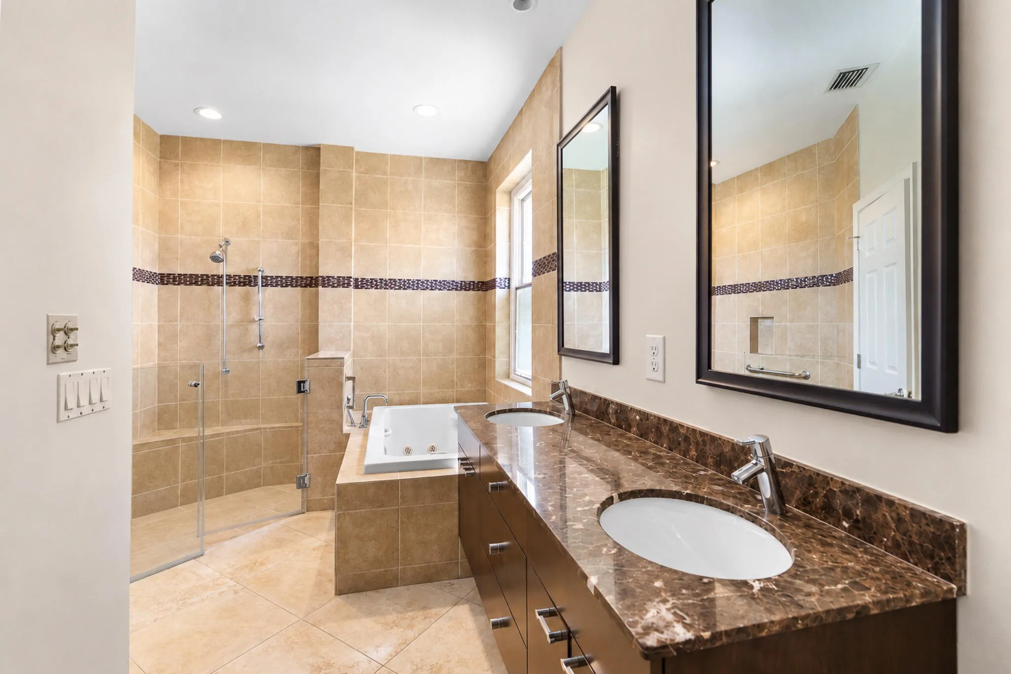 23381 BUTTERFLY PALM Court