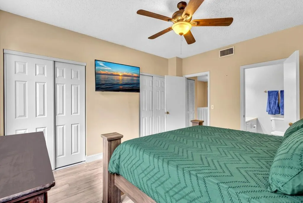 5464 JUBILEE Way #221