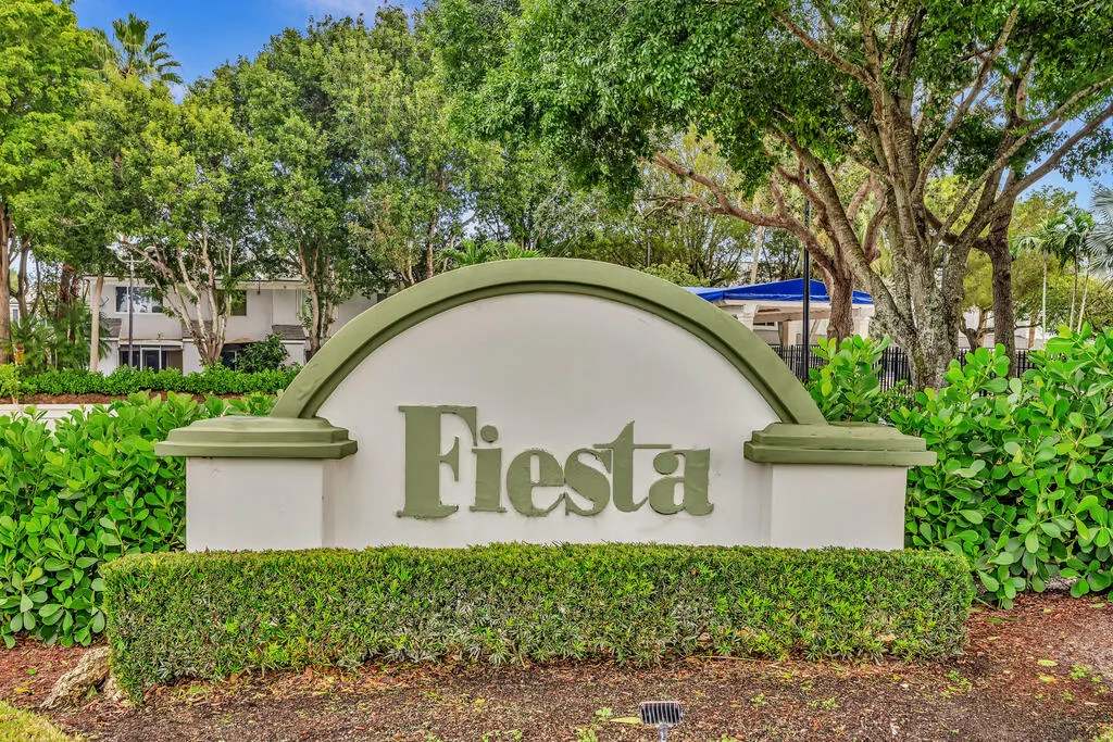 5464 JUBILEE Way #221